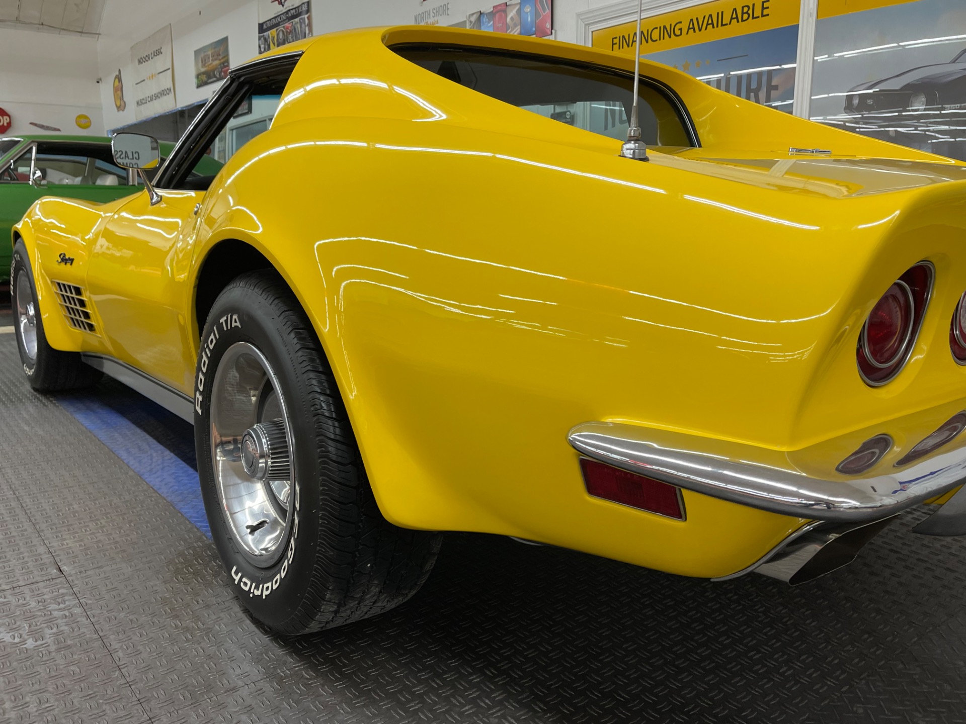 Used 1971 Chevrolet Corvette - HIGHLY OPTIONED COUPE - FACTORY A/C - SEE VIDEO | Mundelein, IL
