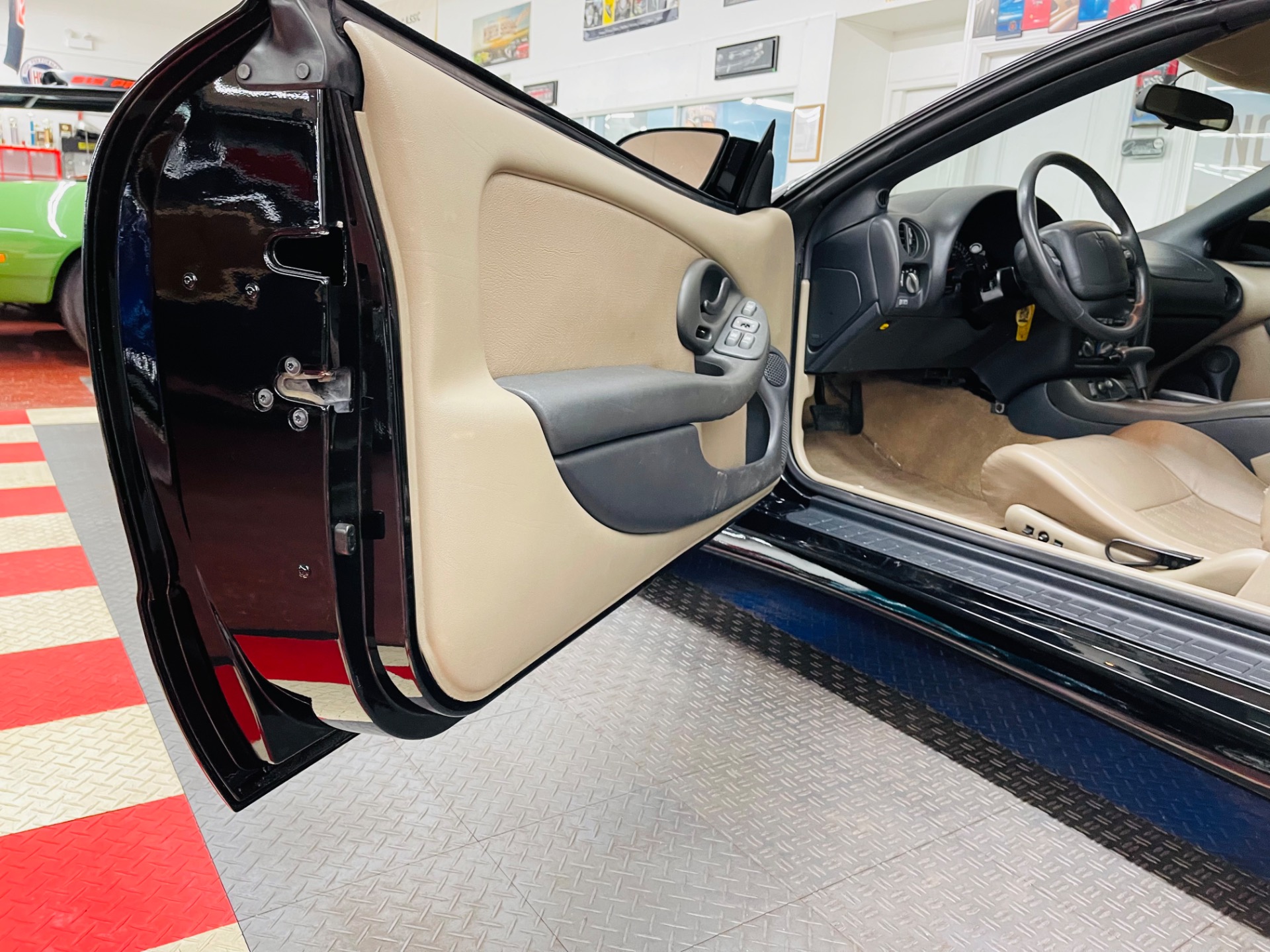 Used 1999 Pontiac Firebird - TRANS AM - CUSTOM PAINT - T-TOPS - AUTO TRANS - SEE VIDEO | Mundelein, IL