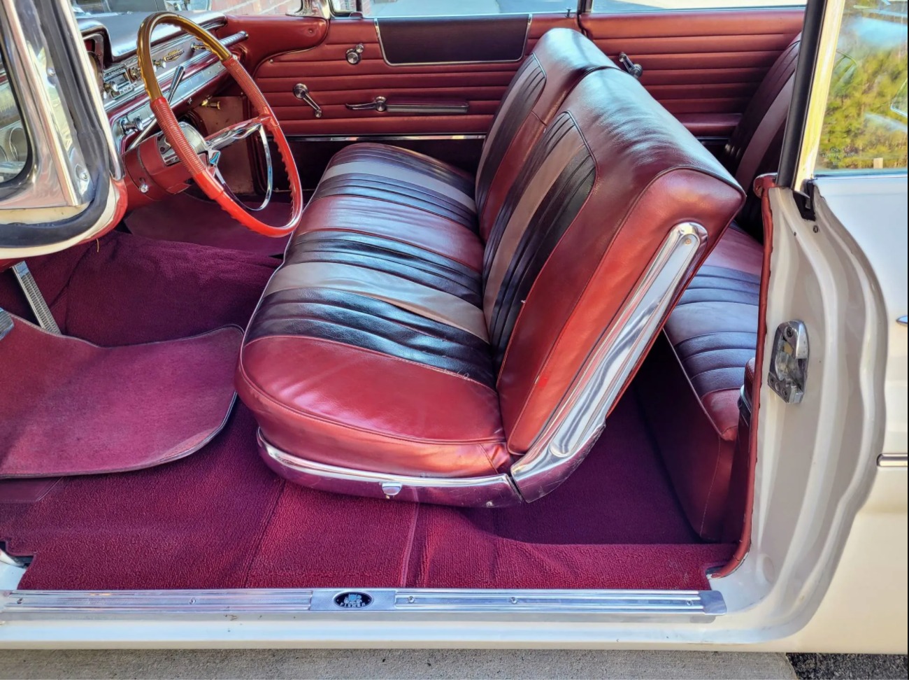 Used 1960 Pontiac Bonneville Bubble Top | St. Petersburg, FL