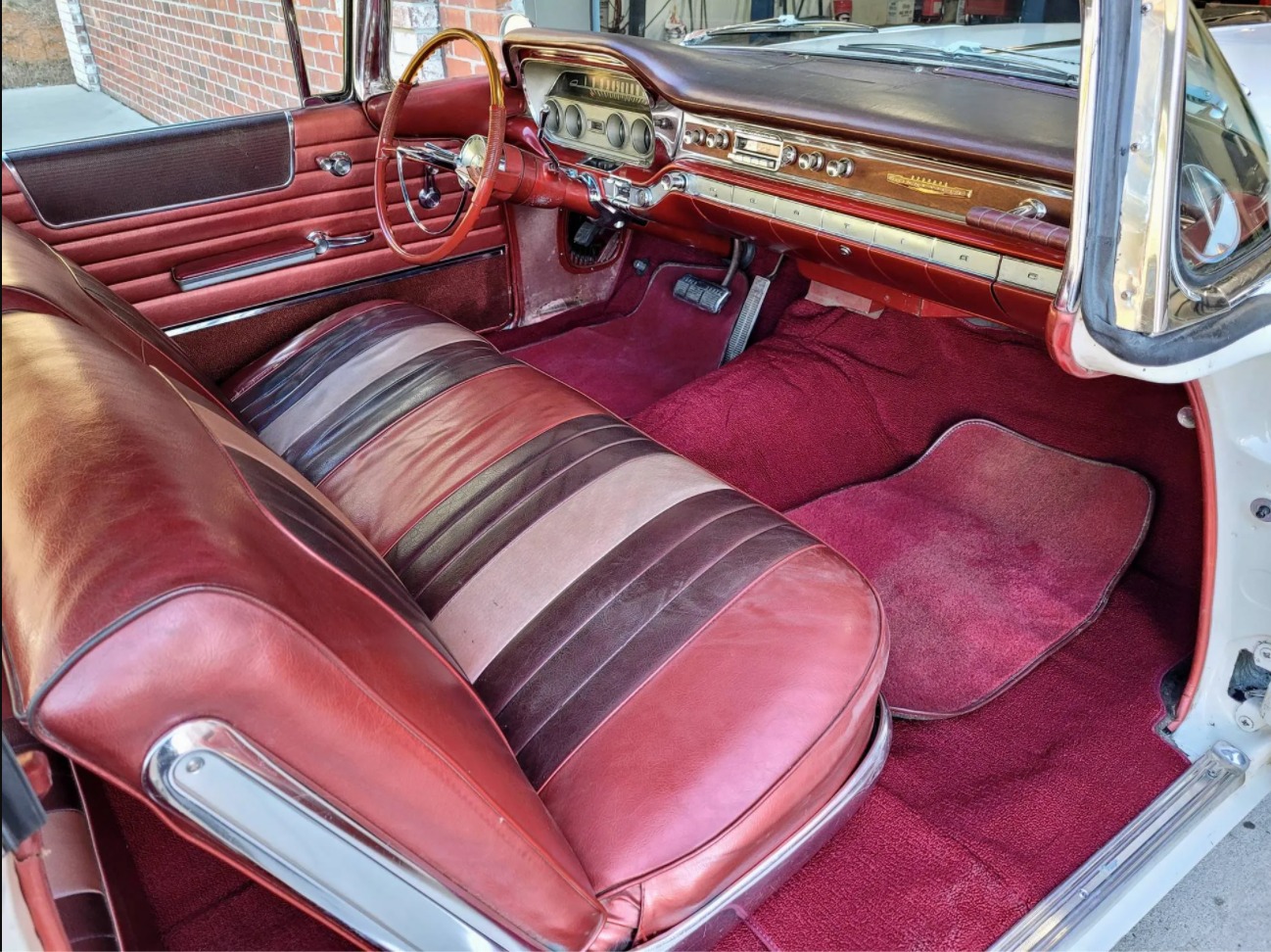Used 1960 Pontiac Bonneville Bubble Top | St. Petersburg, FL