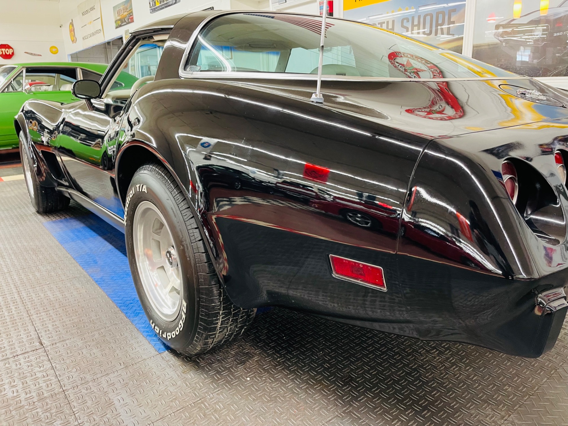 Used 1978 Chevrolet Corvette - 25TH ANNIVERSARY - T-TOP COUPE - SEE VIDEO | Mundelein, IL