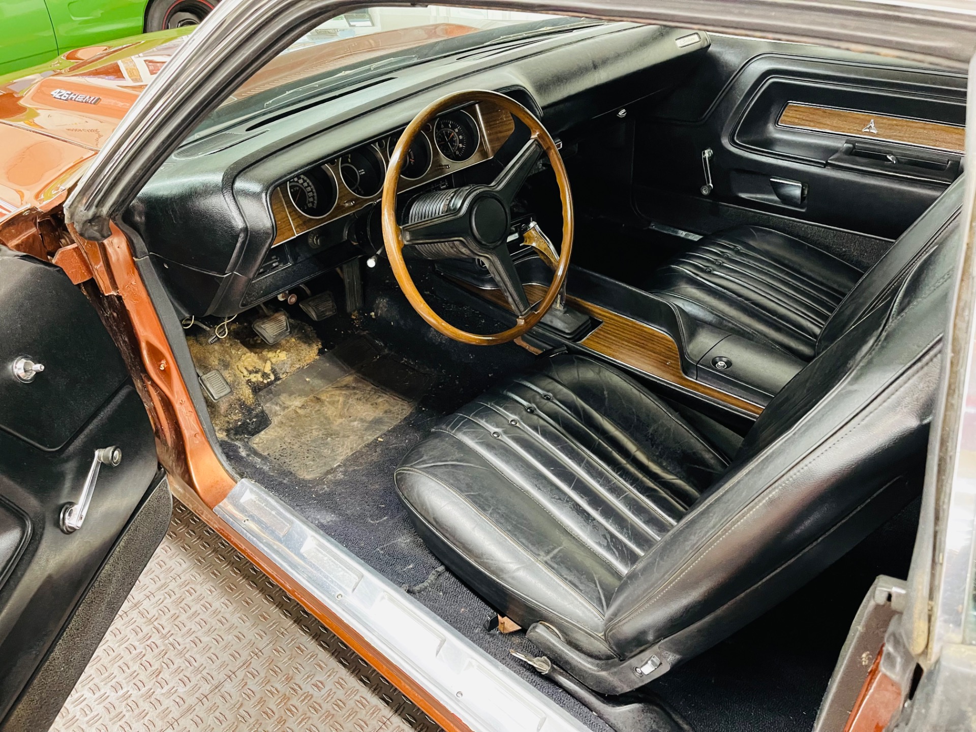 Used 1971 Dodge Challenger - R/T HEMI -  4 SPEED MANUAL TRANS - | Mundelein, IL