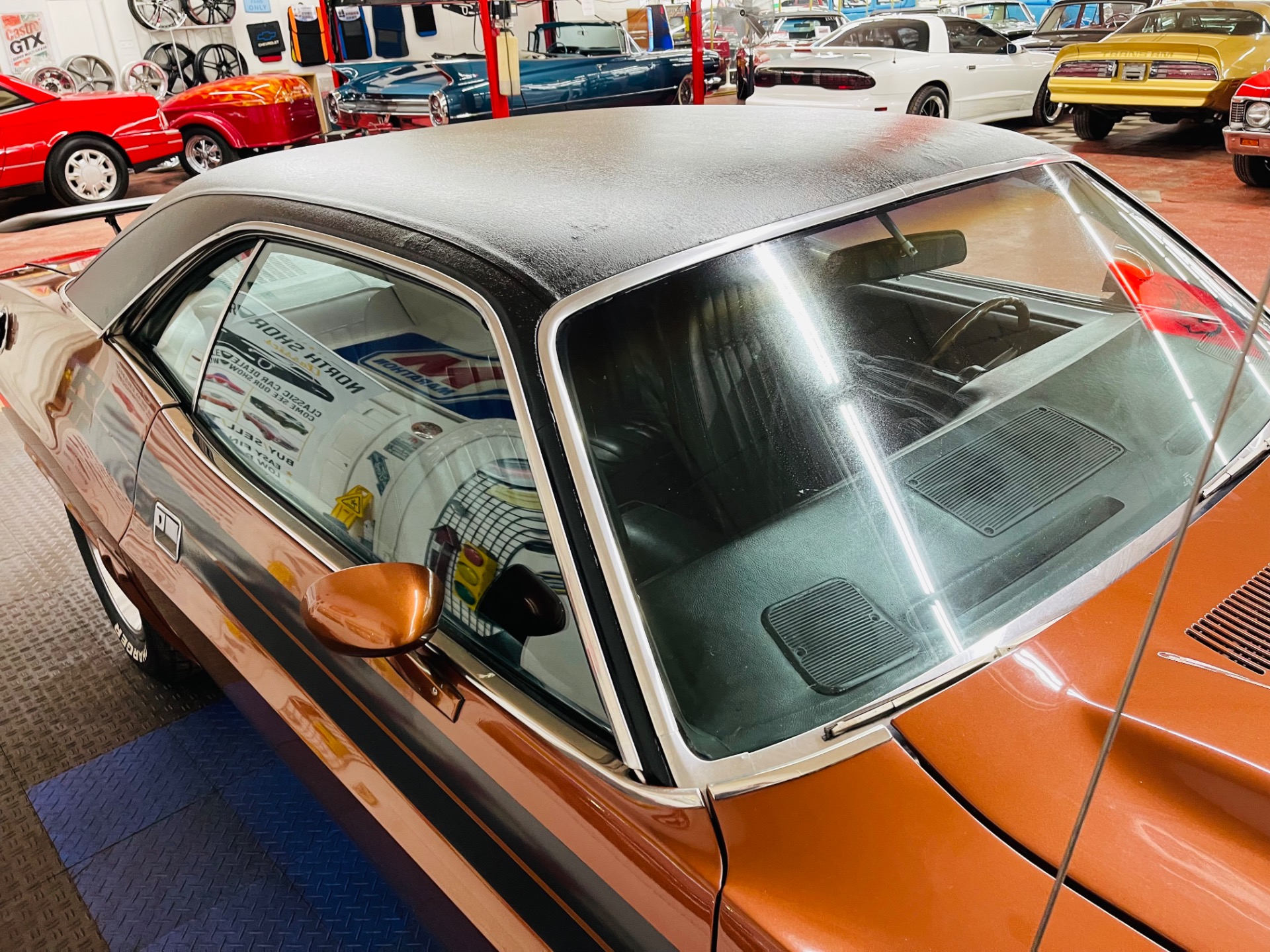 Used 1971 Dodge Challenger - R/T HEMI -  4 SPEED MANUAL TRANS - | Mundelein, IL