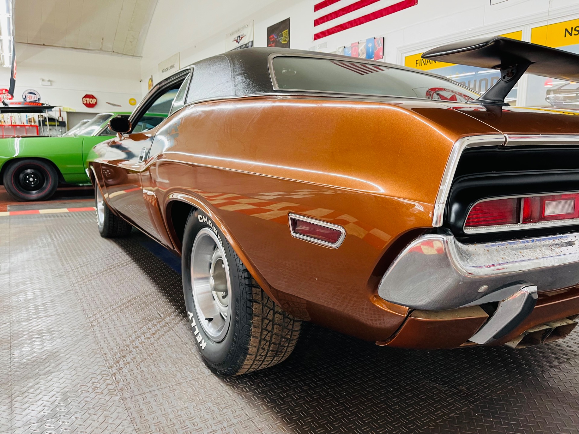 Used 1971 Dodge Challenger - R/T HEMI -  4 SPEED MANUAL TRANS - | Mundelein, IL