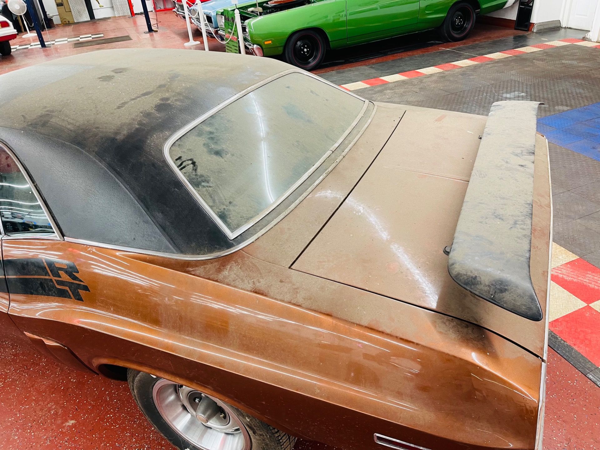 Used 1971 Dodge Challenger - R/T HEMI -  4 SPEED MANUAL TRANS - | Mundelein, IL