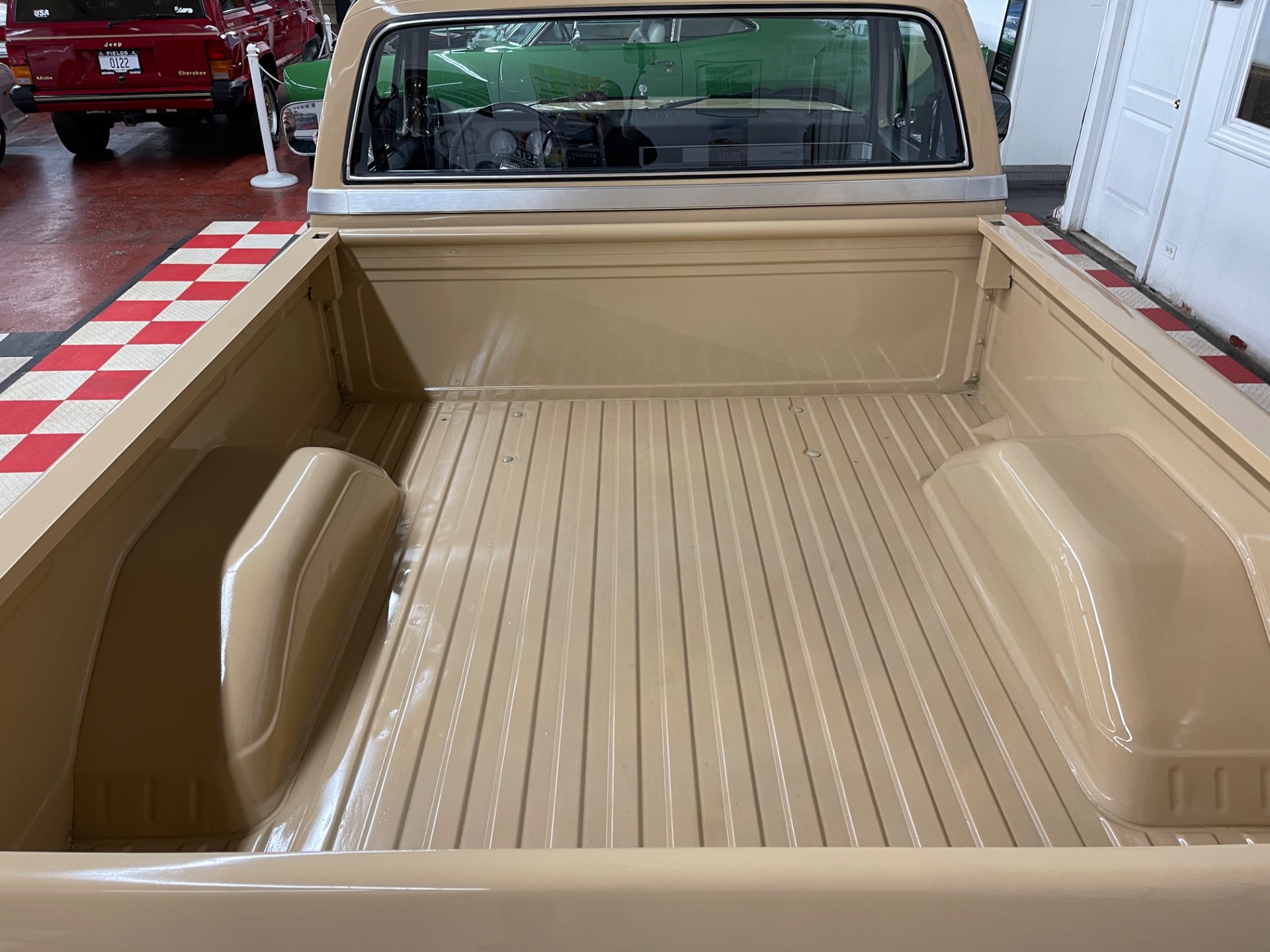 Used 1985 Chevrolet Pickup - C 10 - NEW PAINT - VERY CLEAN TRUCK - SEE VIDEO | St. Petersburg, FL