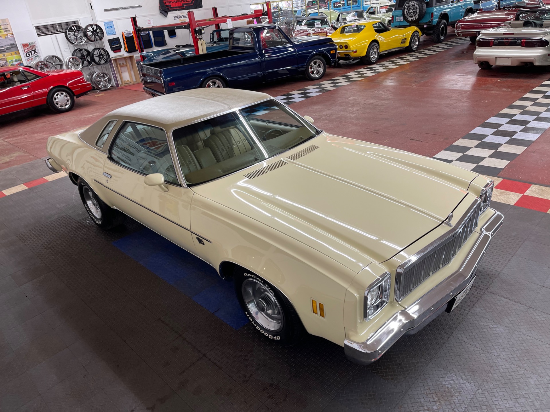 Used 1975 Chevrolet Malibu - CLASSIC COUPE - VERY CLEAN - SEE VIDEO | Mundelein, IL