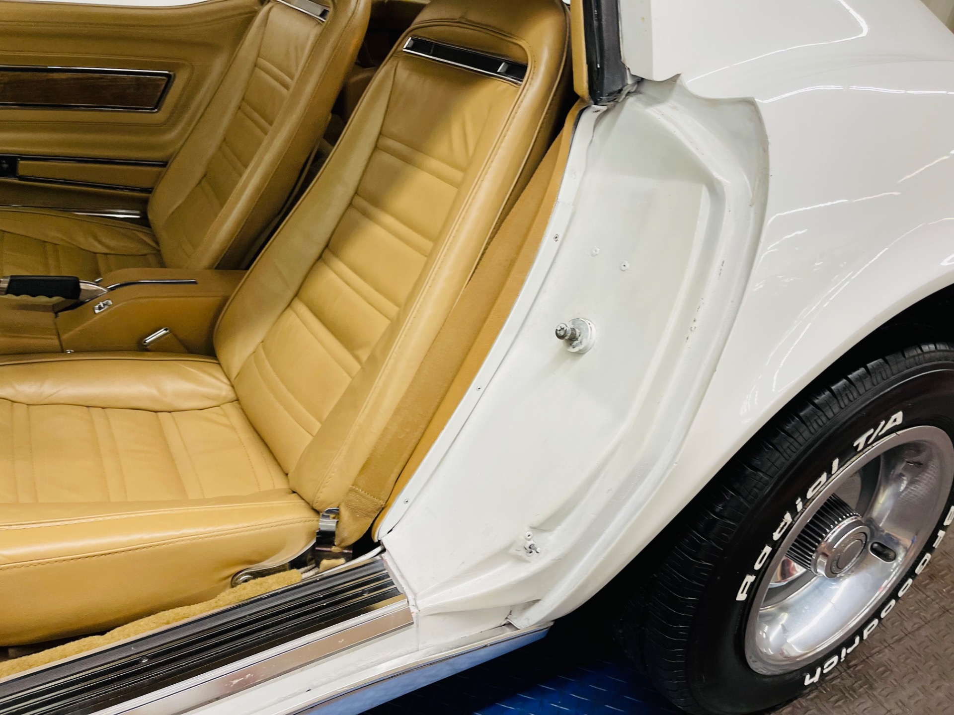 Used 1974 Chevrolet Corvette - COUPE - LS4 454 ENGINE - NUMBERS MATCHING - SEE VIDEO | Mundelein, IL