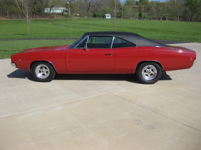 Used 1968 Dodge Charger 440- 6 PACK-Pistol Grip 4 Speed | Mundelein, IL