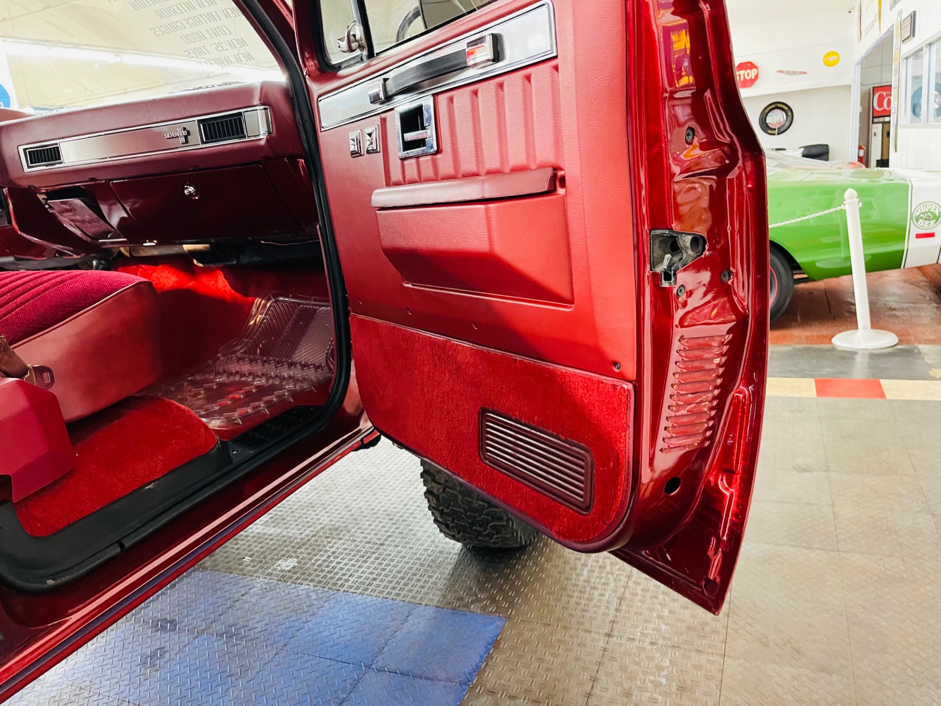 Used 1987 Chevrolet R/V 10 Series - HIGH QUALITY RESTORATION - 4X4 - SEE VIDEO | Mundelein, IL