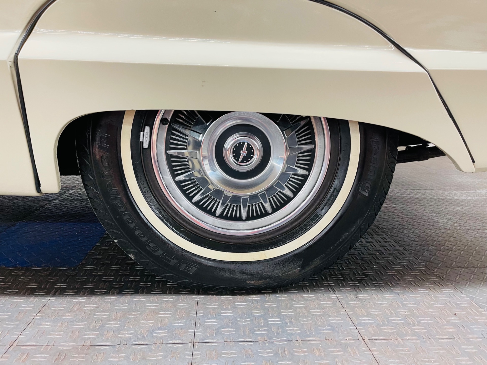 Used 1964 Ford Thunderbird Rare Cloth interior - SEE VIDEO | St. Petersburg, FL