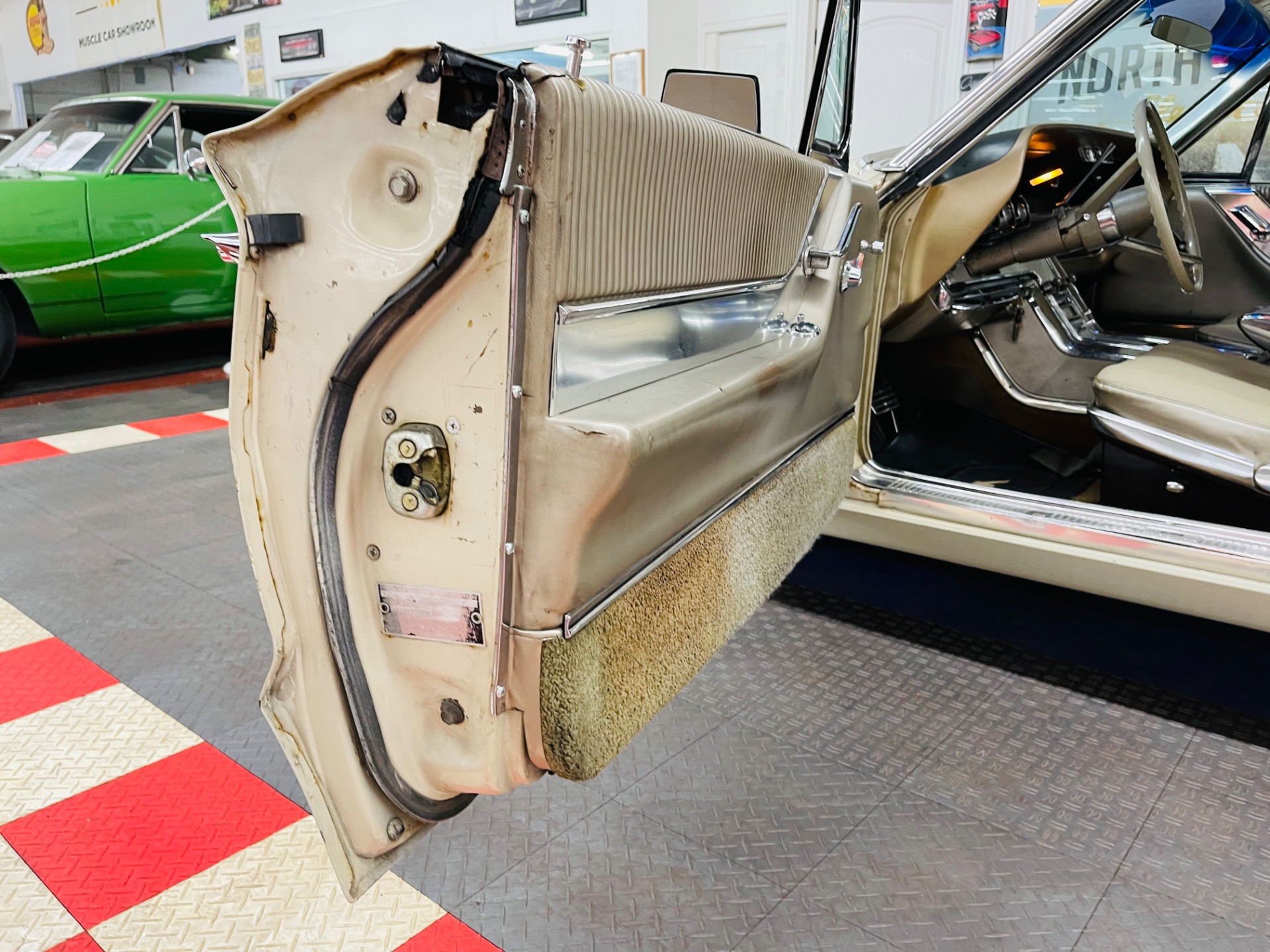 Used 1964 Ford Thunderbird Rare Cloth interior - SEE VIDEO | St. Petersburg, FL