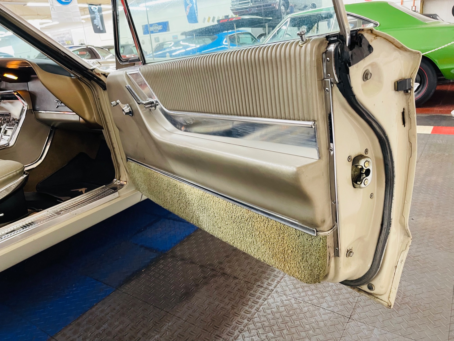 Used 1964 Ford Thunderbird Rare Cloth interior - SEE VIDEO | St. Petersburg, FL
