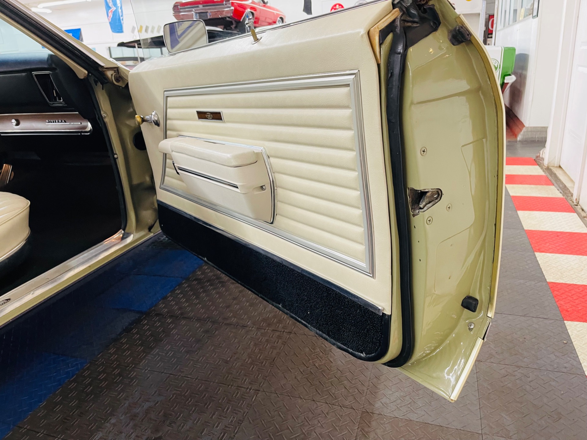 Used 1969 Buick Riviera 30k Original Mile Car Mostly original paint - SEE VIDEO | St. Petersburg, FL