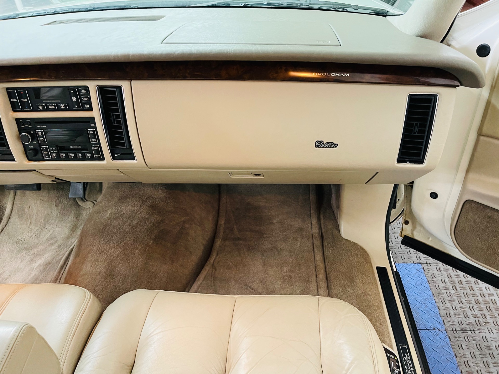 Used 1996 Cadillac Fleetwood - SEE VIDEO | Mundelein, IL