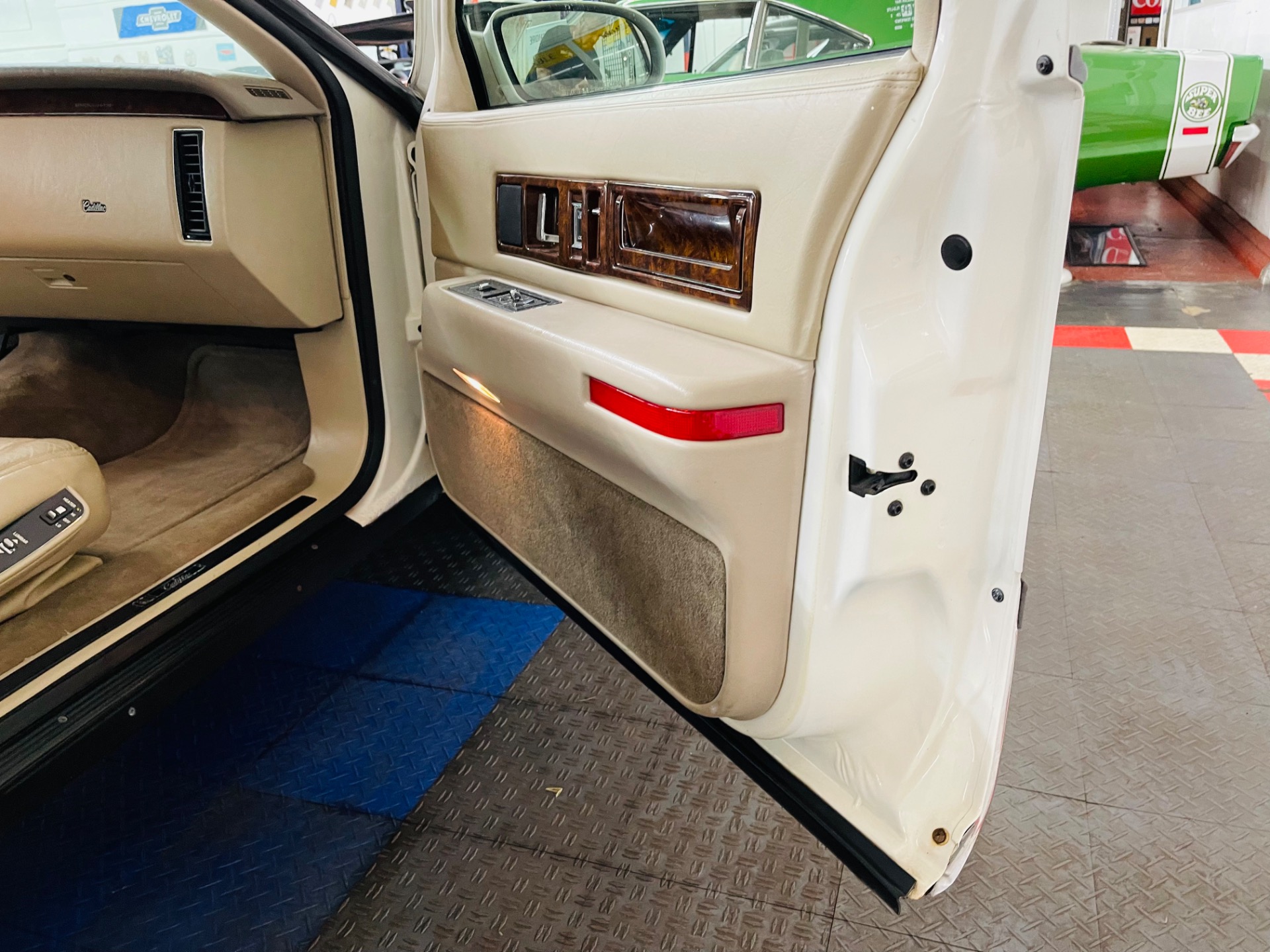 Used 1996 Cadillac Fleetwood - SEE VIDEO | Mundelein, IL