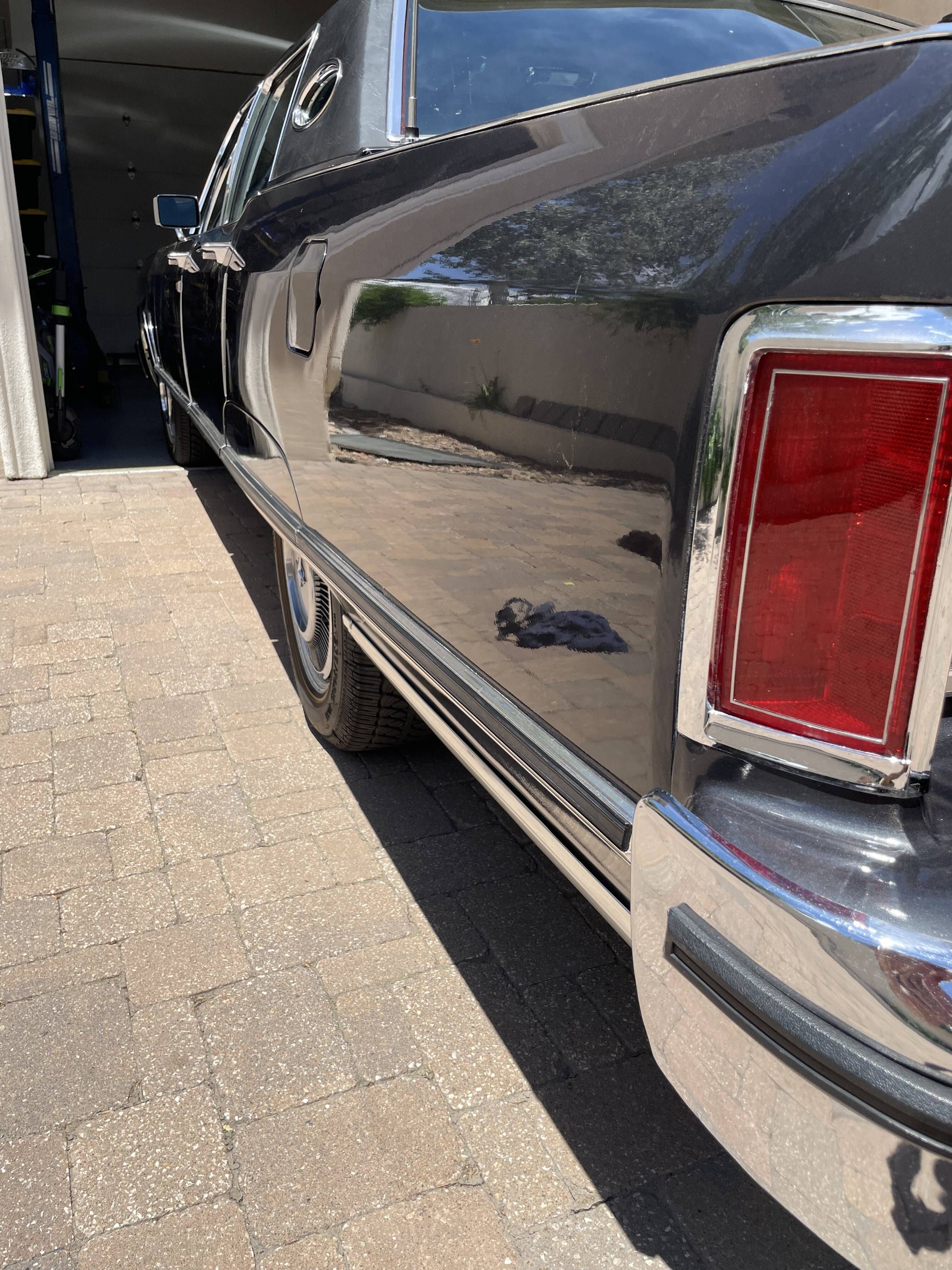 Used 1977 Lincoln Continental - TOWN CAR - 460 ENGINE - RARE MOON ROOF - | St. Petersburg, FL