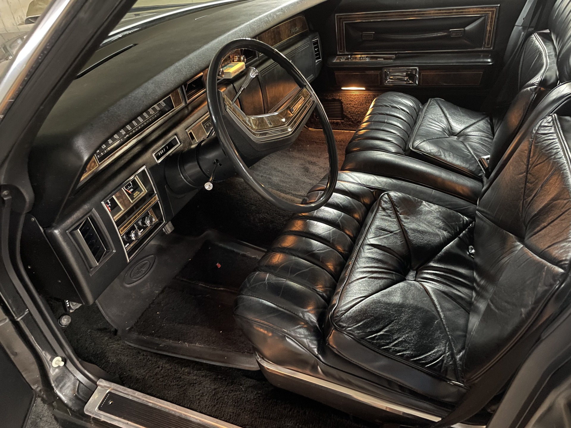 Used 1977 Lincoln Continental - TOWN CAR - 460 ENGINE - RARE MOON ROOF - | St. Petersburg, FL
