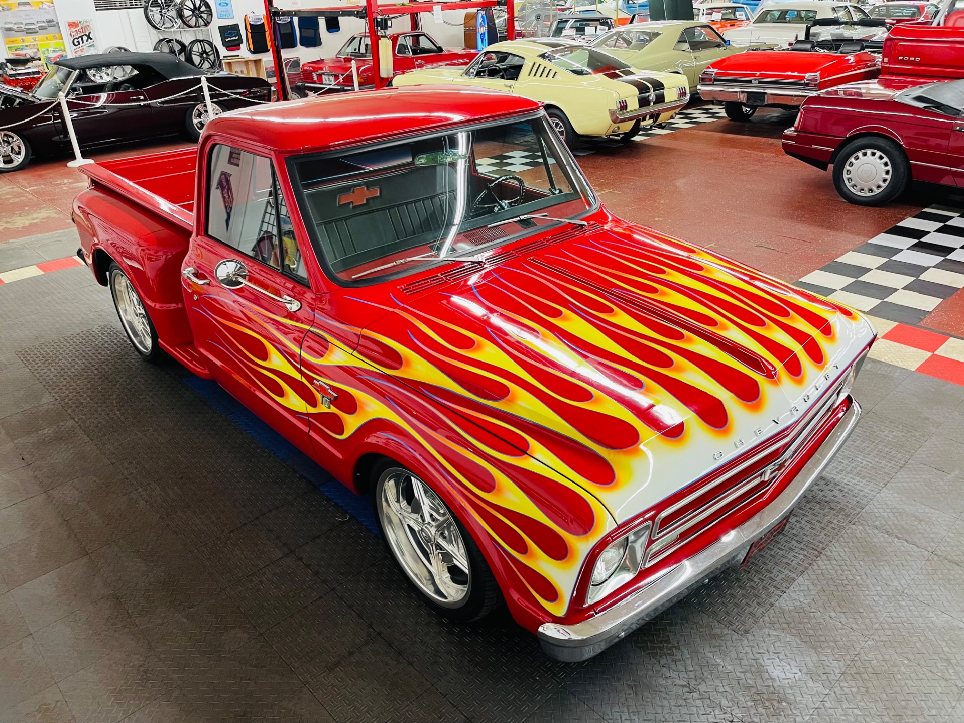 Used 1967 Chevrolet Pickup - C10 - AIR RIDE SUSPENSION - CUSTOM PAINT - SEE VIDEO | Mundelein, IL