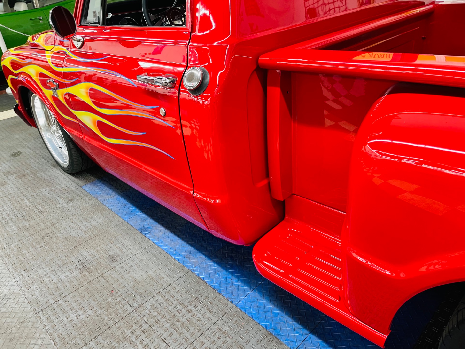 Used 1967 Chevrolet Pickup - C10 - AIR RIDE SUSPENSION - CUSTOM PAINT - SEE VIDEO | Mundelein, IL