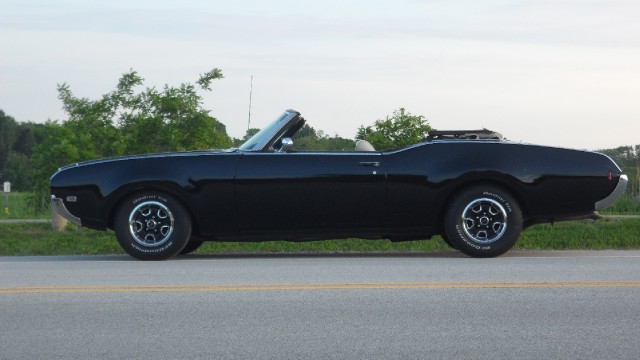 Used 1969 Oldsmobile Cutlass Great Driving Project-SEE VIDEO | Mundelein, IL