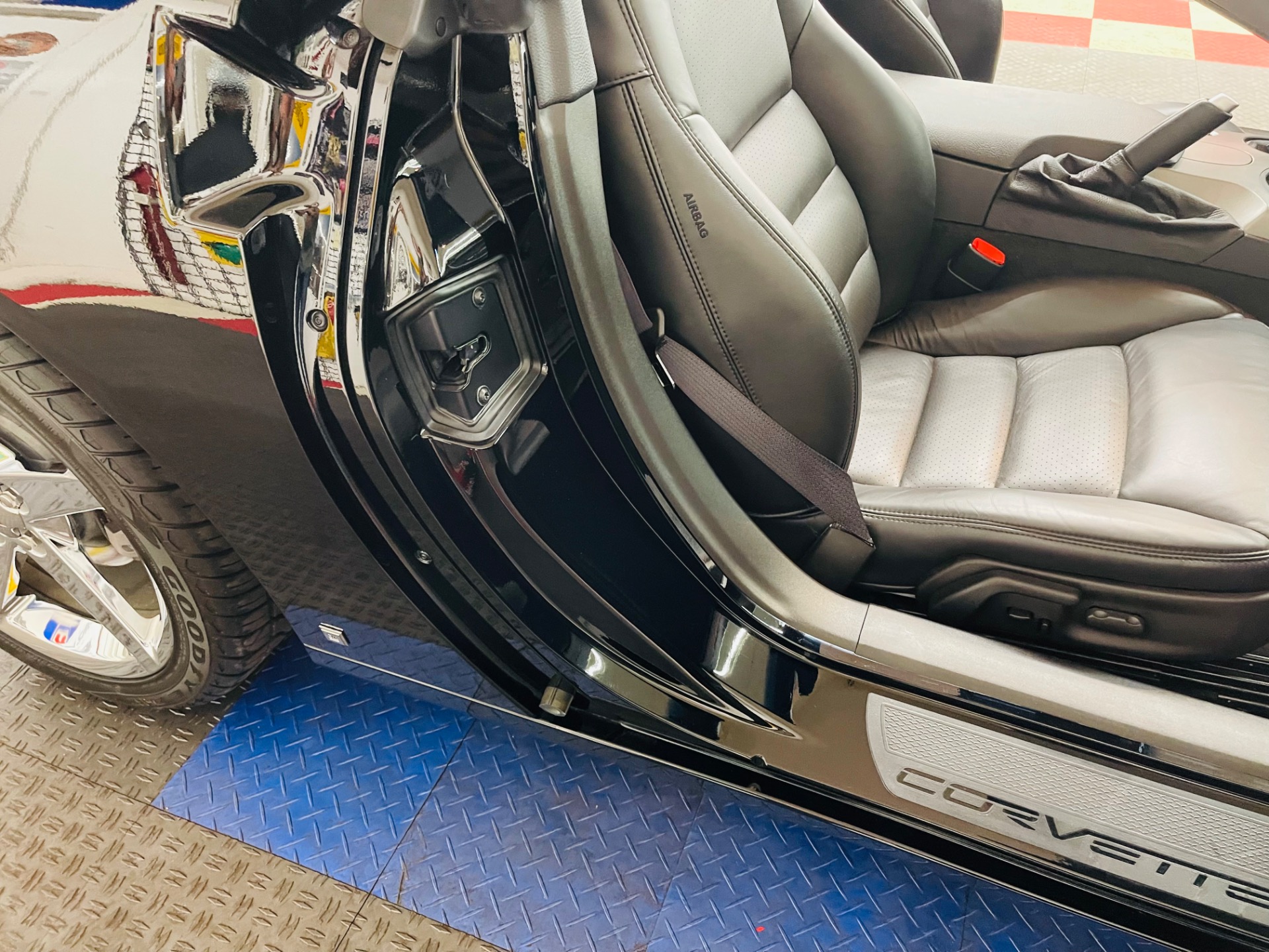 Used 2007 Chevrolet Corvette Super Low Mileage Convertible - SEE VIDEO | Mundelein, IL