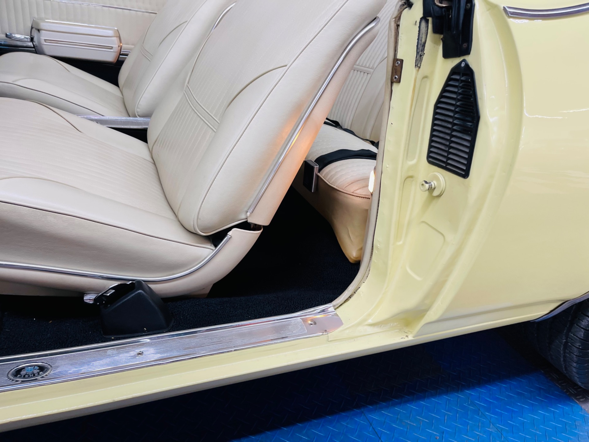 Used 1969 Oldsmobile Cutlass - CONVERTIBLE - 350 ENGINE - 4 SPEED - SEE VIDEO | St. Petersburg, FL