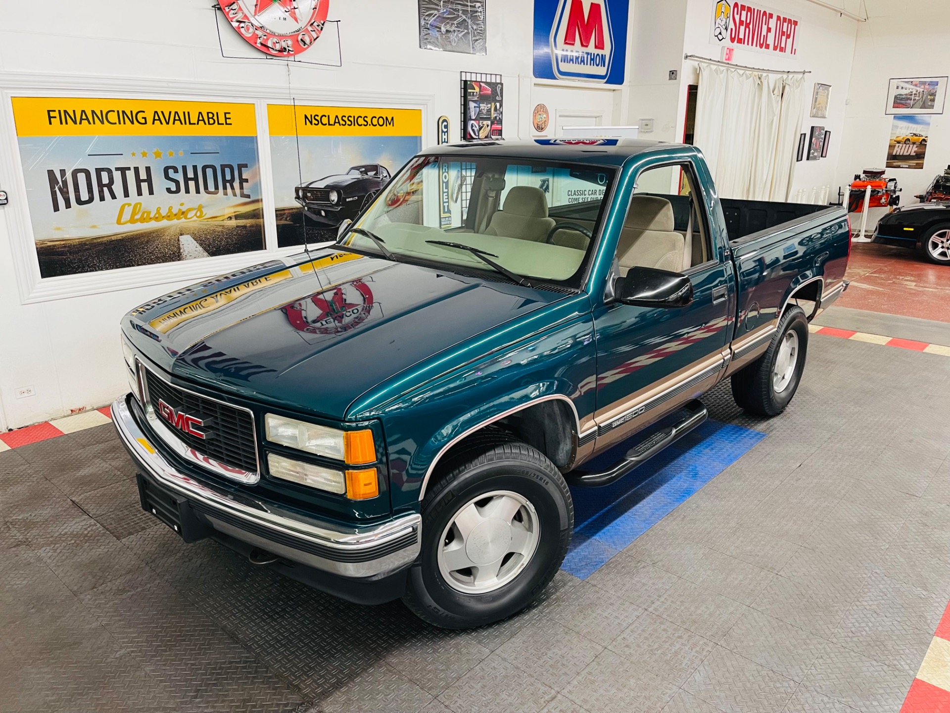 Used 1997 GMC Sierra 1500 - 5 SPEED MANUAL - CLEAN SOUTHERN TRUCK - CLEAN CARFAX - SEE VIDEO | Mundelein, IL