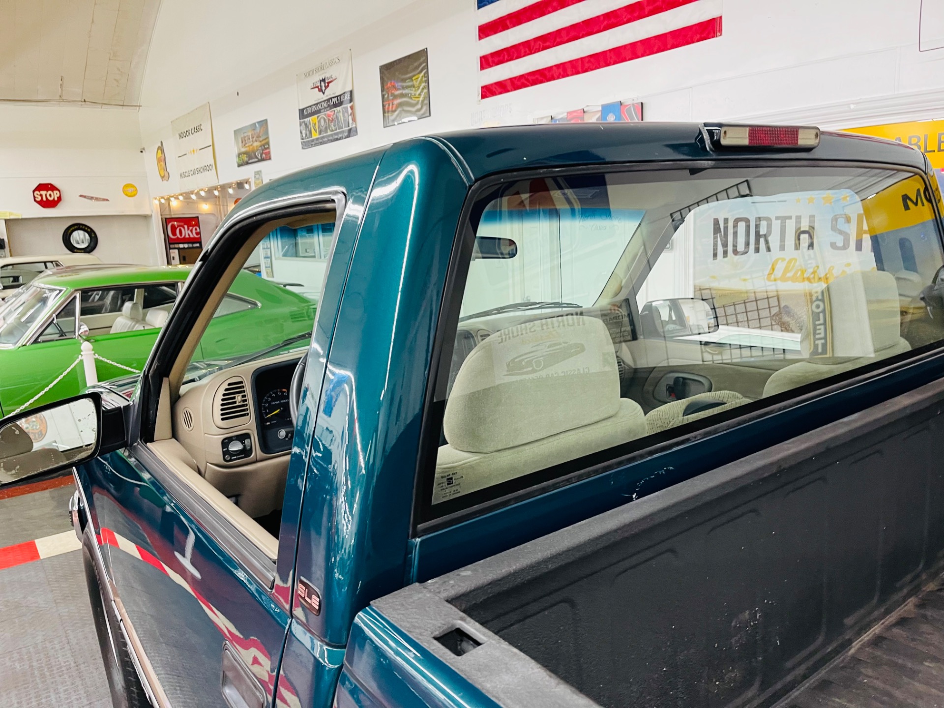 Used 1997 GMC Sierra 1500 - 5 SPEED MANUAL - CLEAN SOUTHERN TRUCK - CLEAN CARFAX - SEE VIDEO | Mundelein, IL