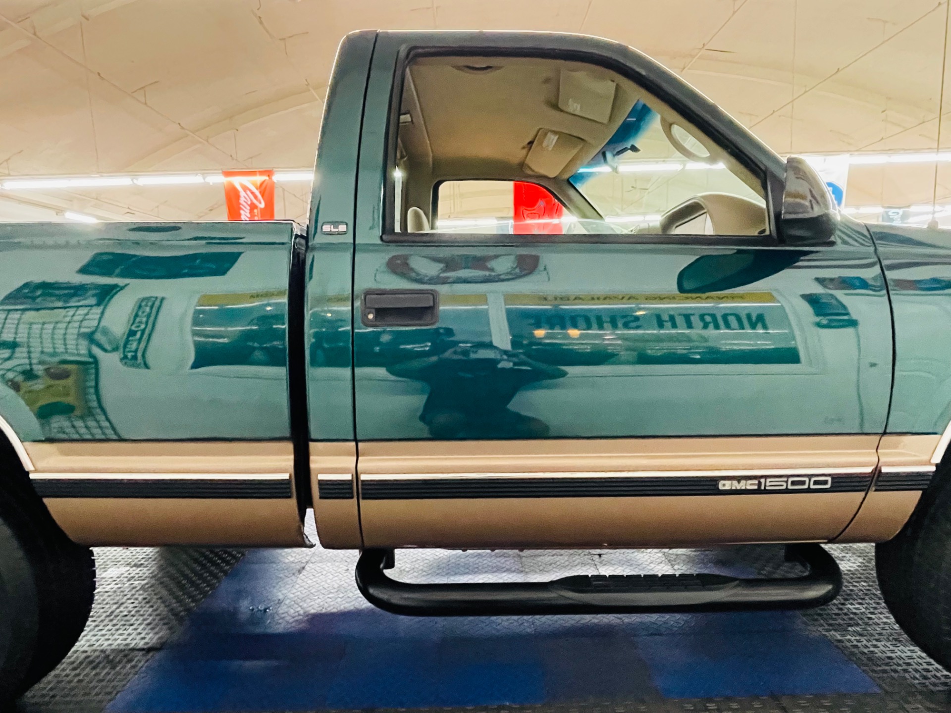Used 1997 GMC Sierra 1500 - 5 SPEED MANUAL - CLEAN SOUTHERN TRUCK - CLEAN CARFAX - SEE VIDEO | Mundelein, IL