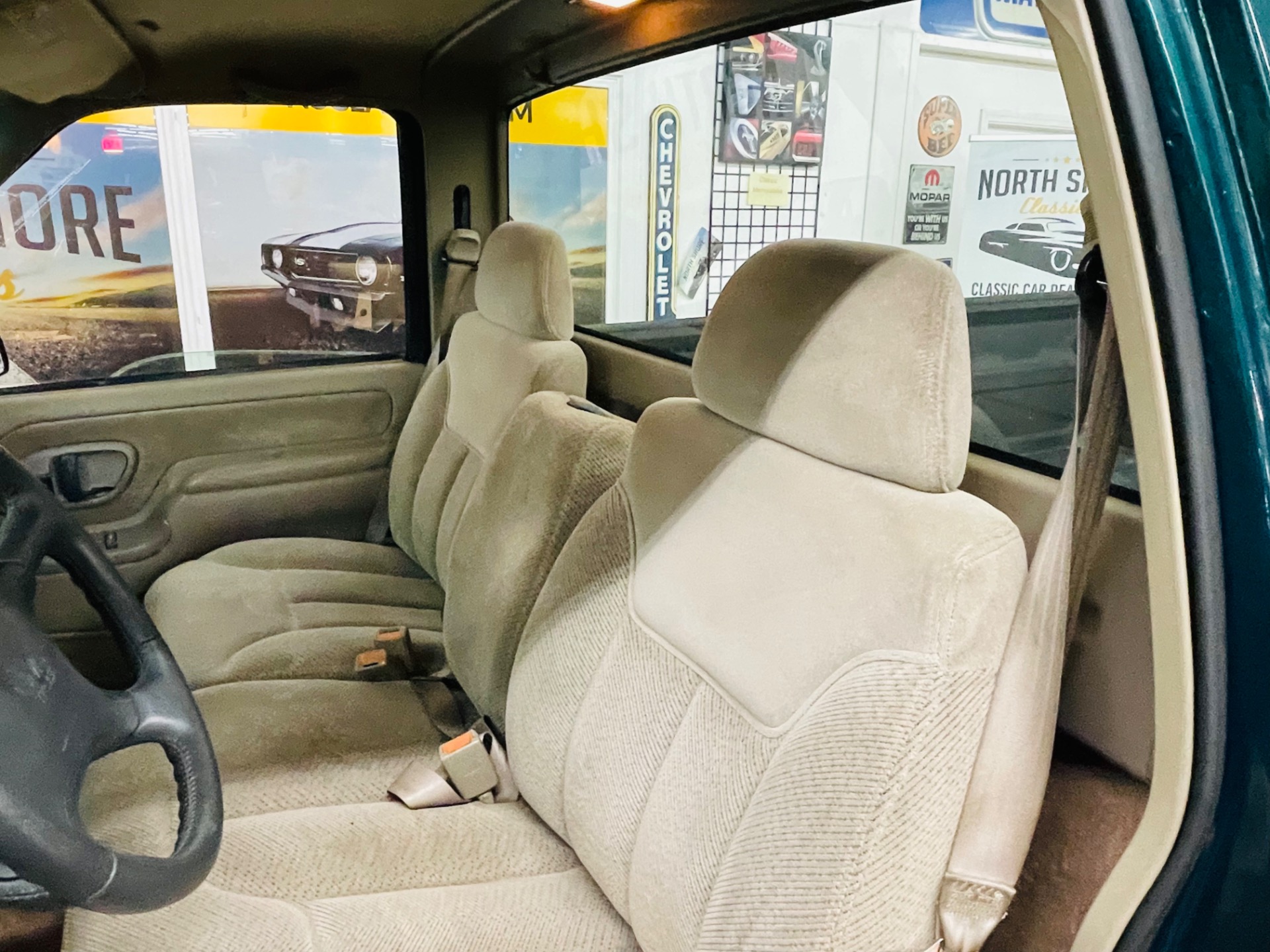 Used 1997 GMC Sierra 1500 - 5 SPEED MANUAL - CLEAN SOUTHERN TRUCK - CLEAN CARFAX - SEE VIDEO | Mundelein, IL