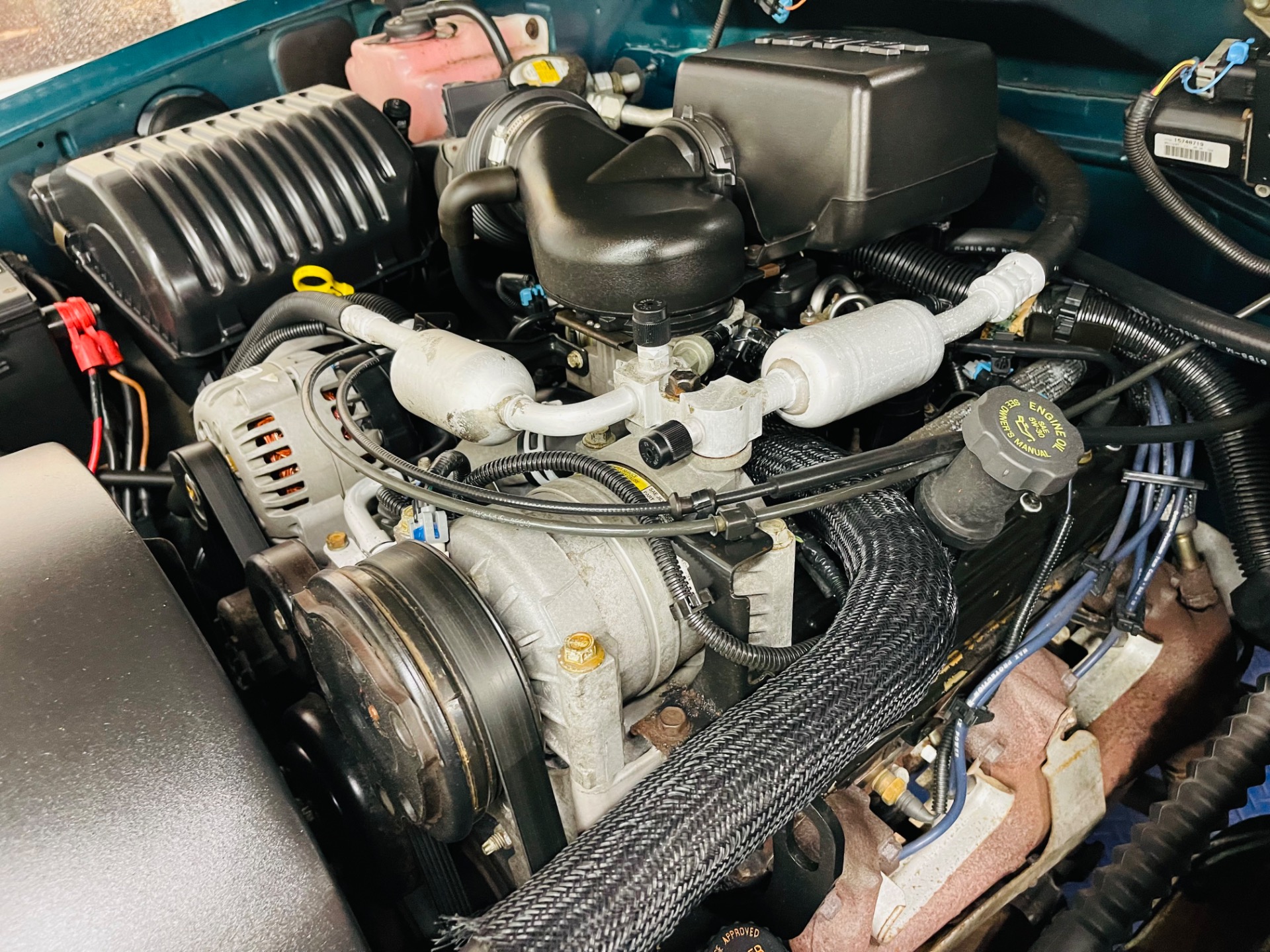 Used 1997 GMC Sierra 1500 - 5 SPEED MANUAL - CLEAN SOUTHERN TRUCK - CLEAN CARFAX - SEE VIDEO | Mundelein, IL