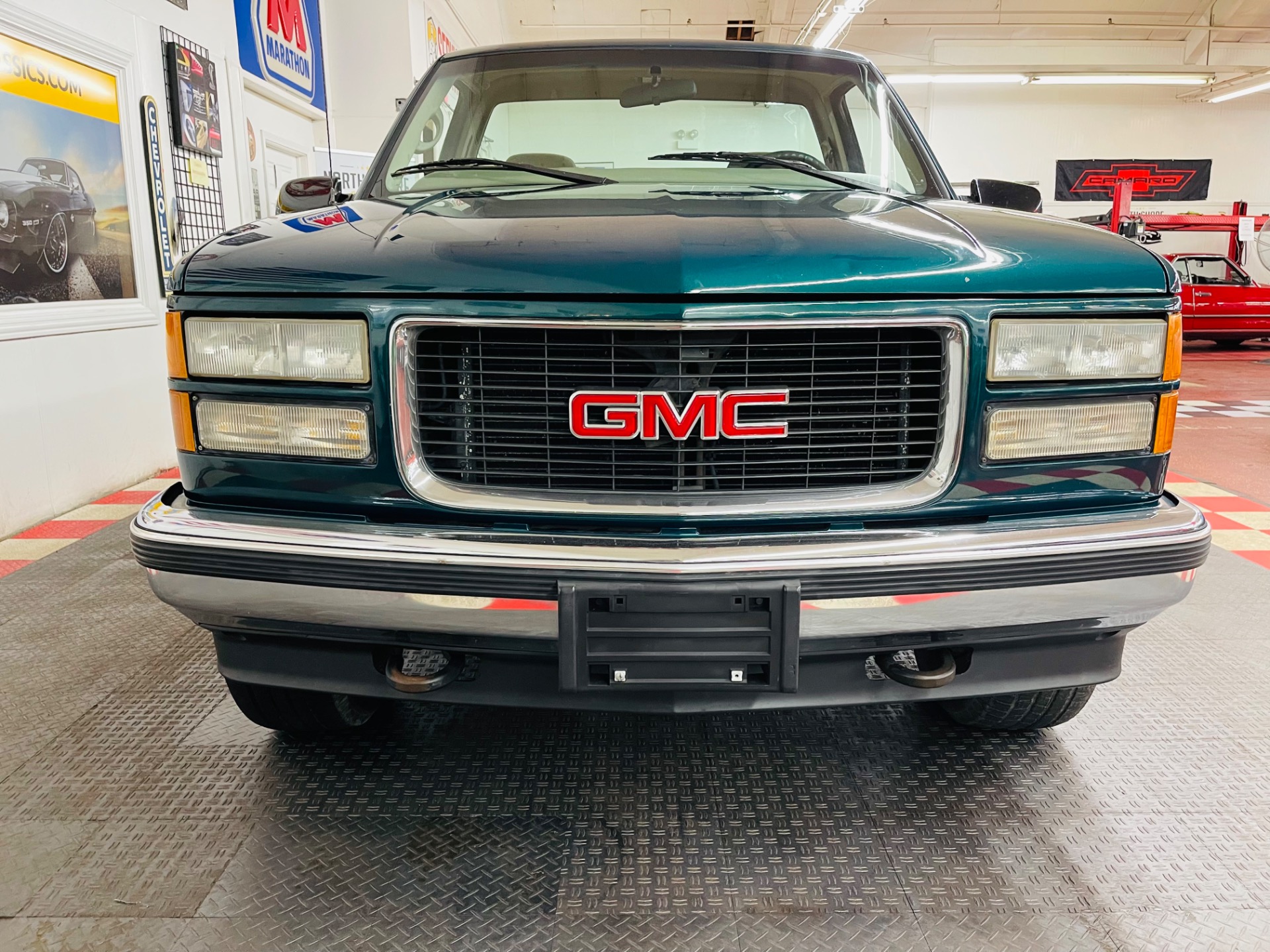Used 1997 GMC Sierra 1500 - 5 SPEED MANUAL - CLEAN SOUTHERN TRUCK - CLEAN CARFAX - SEE VIDEO | Mundelein, IL