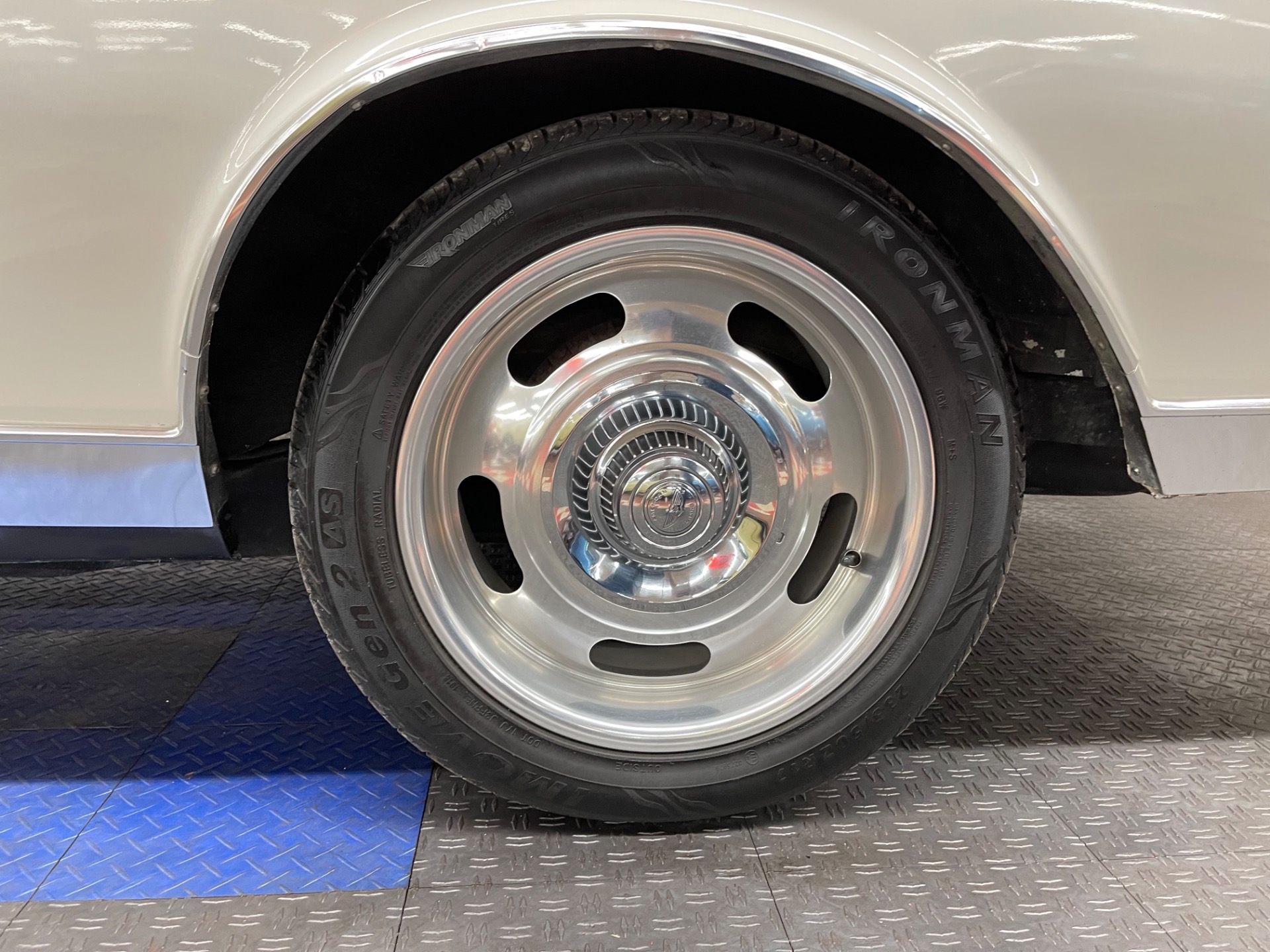 Used 1979 Chevrolet Monte Carlo - CLEAN SOUTHERN CAR - GREAT CRUISER - SEE VIDEO | Mundelein, IL