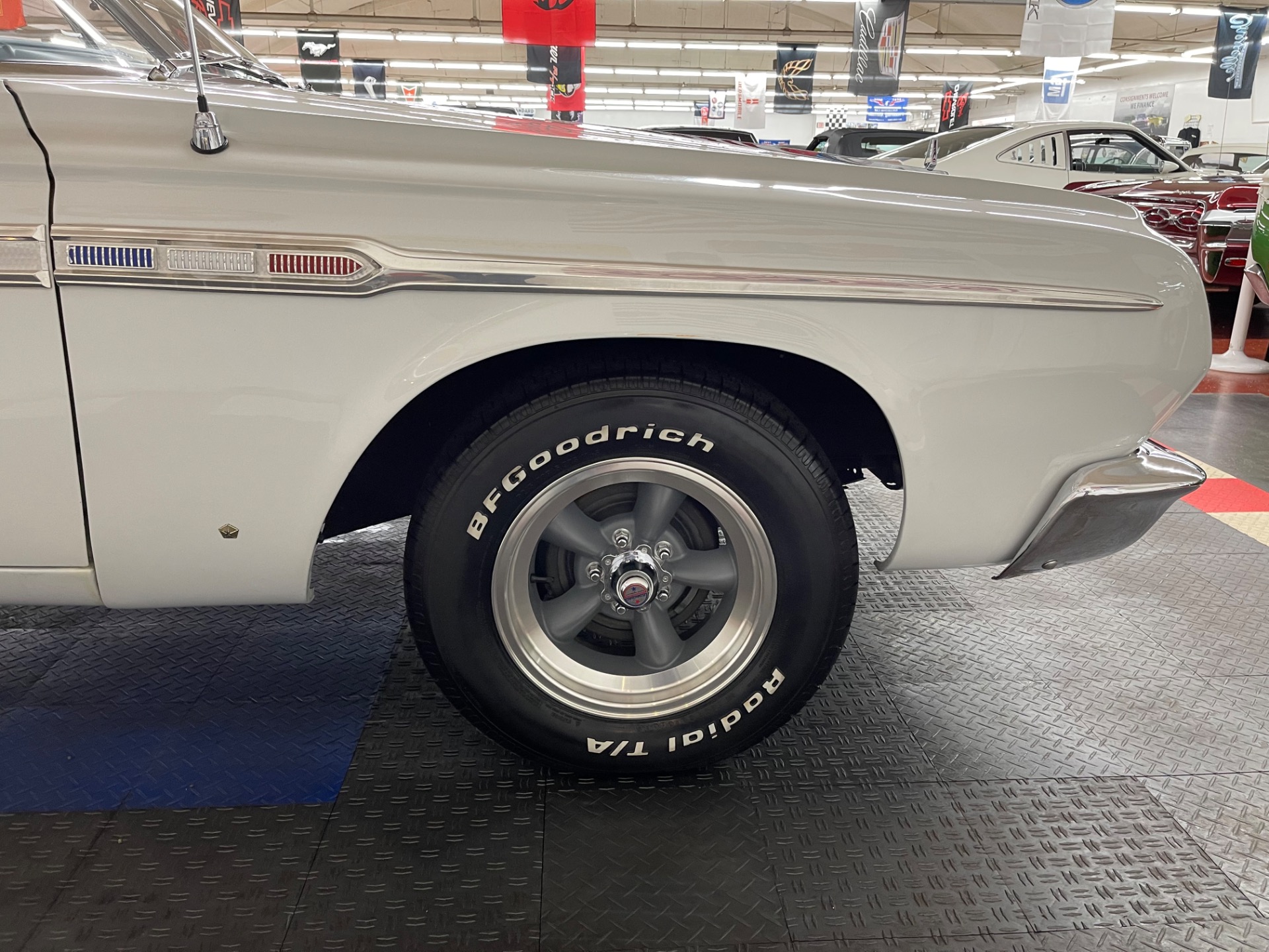 Used 1964 Plymouth Sport Fury Nicely restored Mopar - SEE VIDEO | St. Petersburg, FL