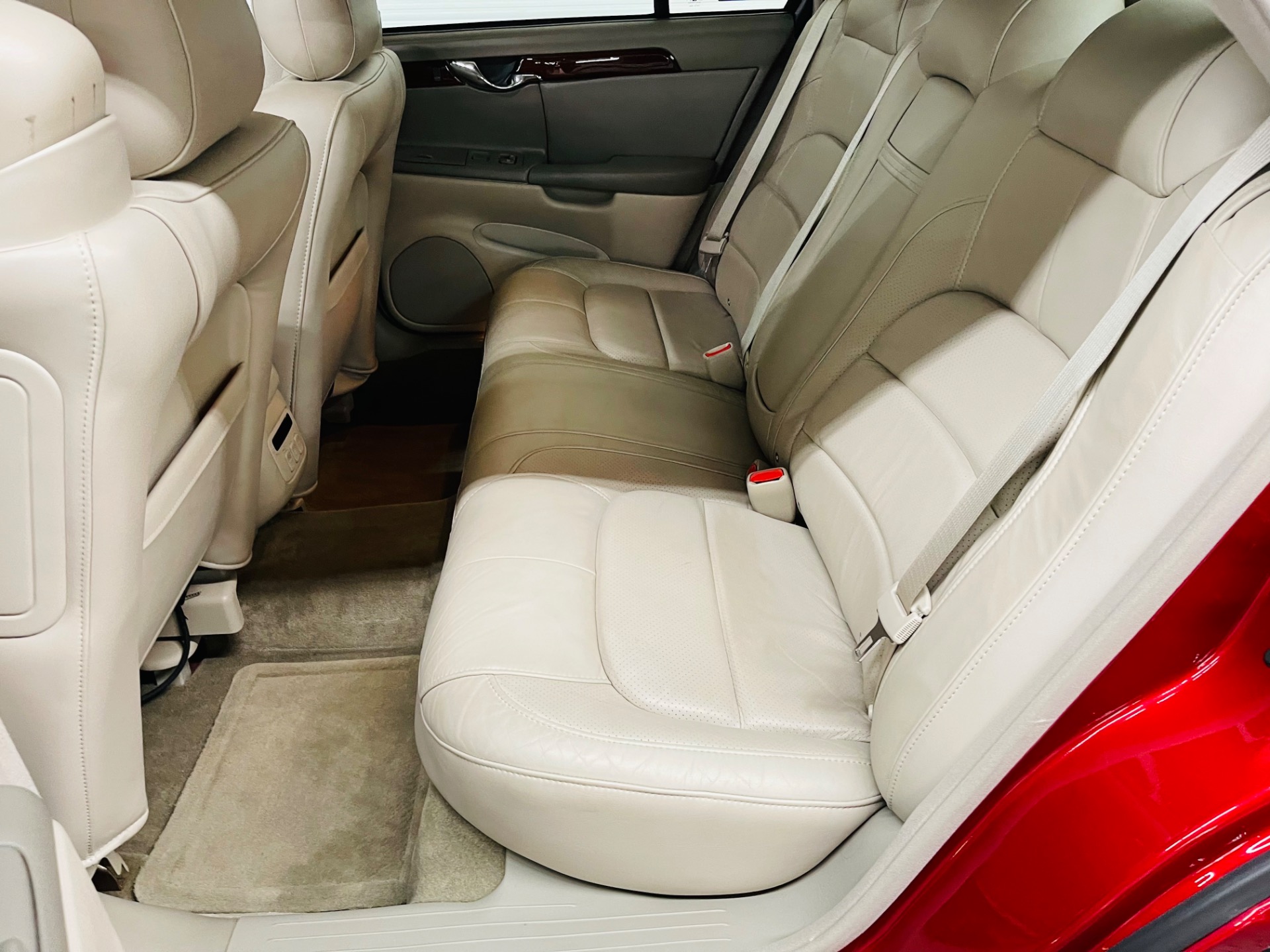 Used 2002 Cadillac DeVille - DTS - LOW MILES - VERY CLEAN - SEE VIDEO | Mundelein, IL