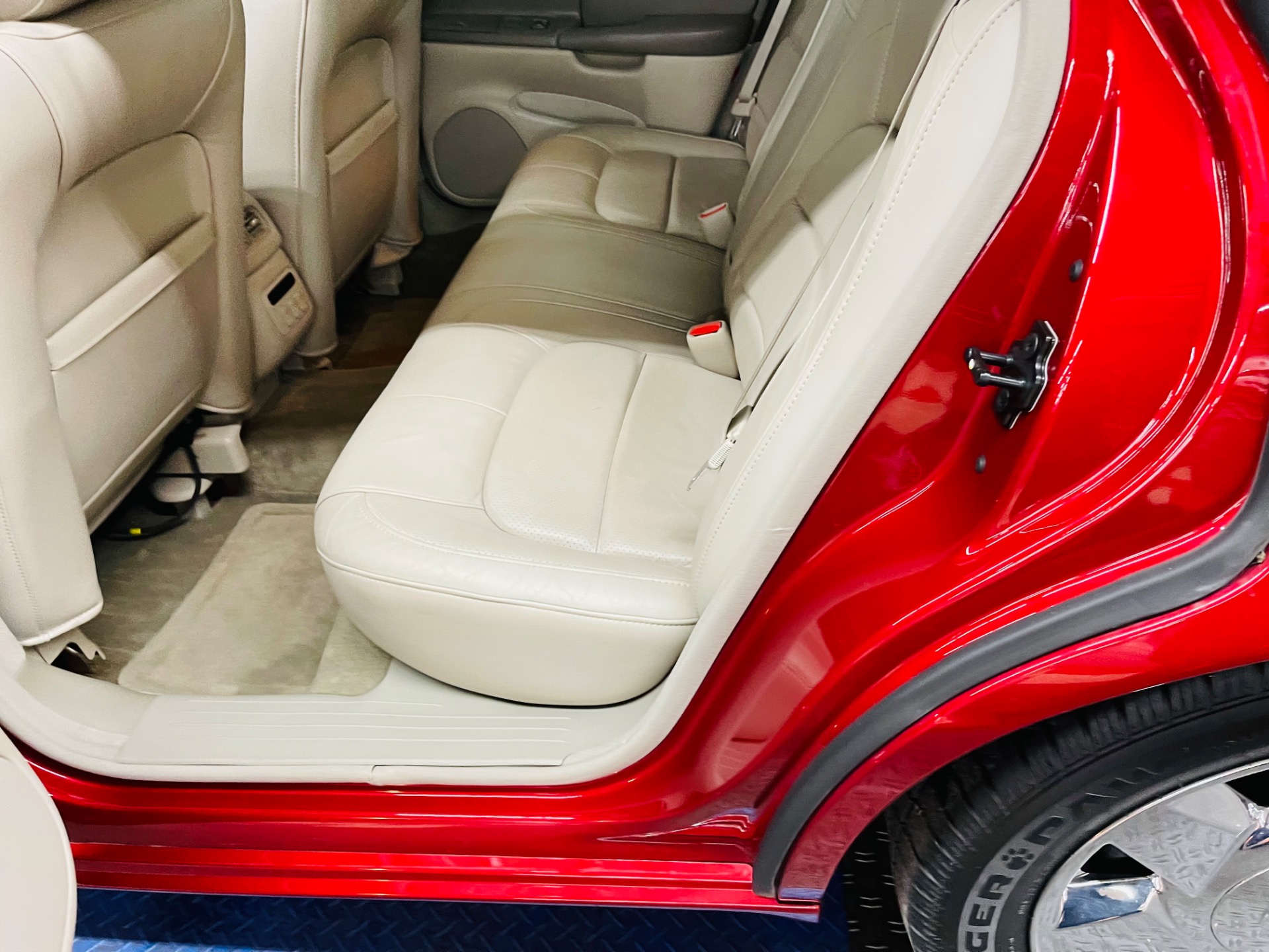 Used 2002 Cadillac DeVille - DTS - LOW MILES - VERY CLEAN - SEE VIDEO | Mundelein, IL