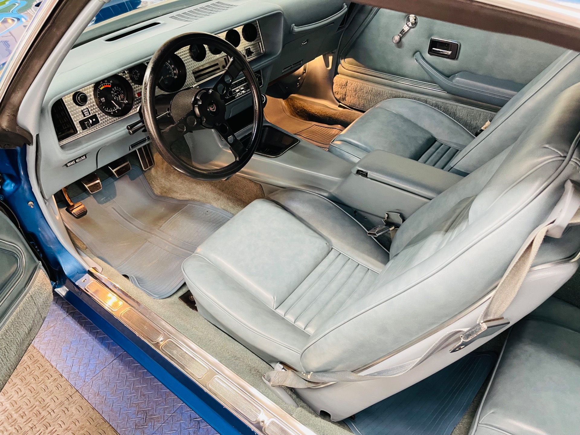 Used 1978 Pontiac Trans Am Rare Color Martinique Blue 4 speed - SEE VIDEO | Mundelein, IL
