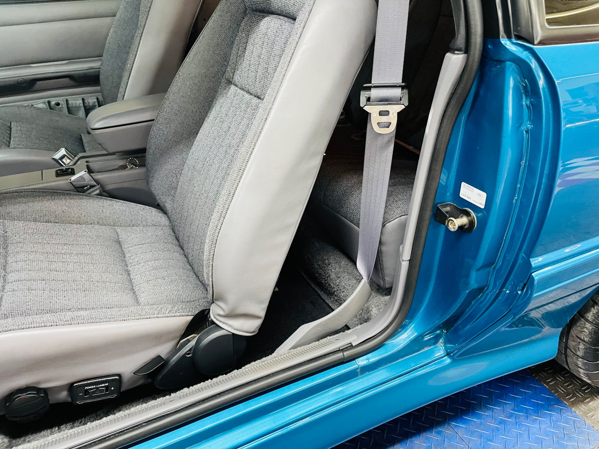 Used 1993 Ford Mustang SVT COBRA Clean car 30k Miles- SEE VIDEO | Mundelein, IL
