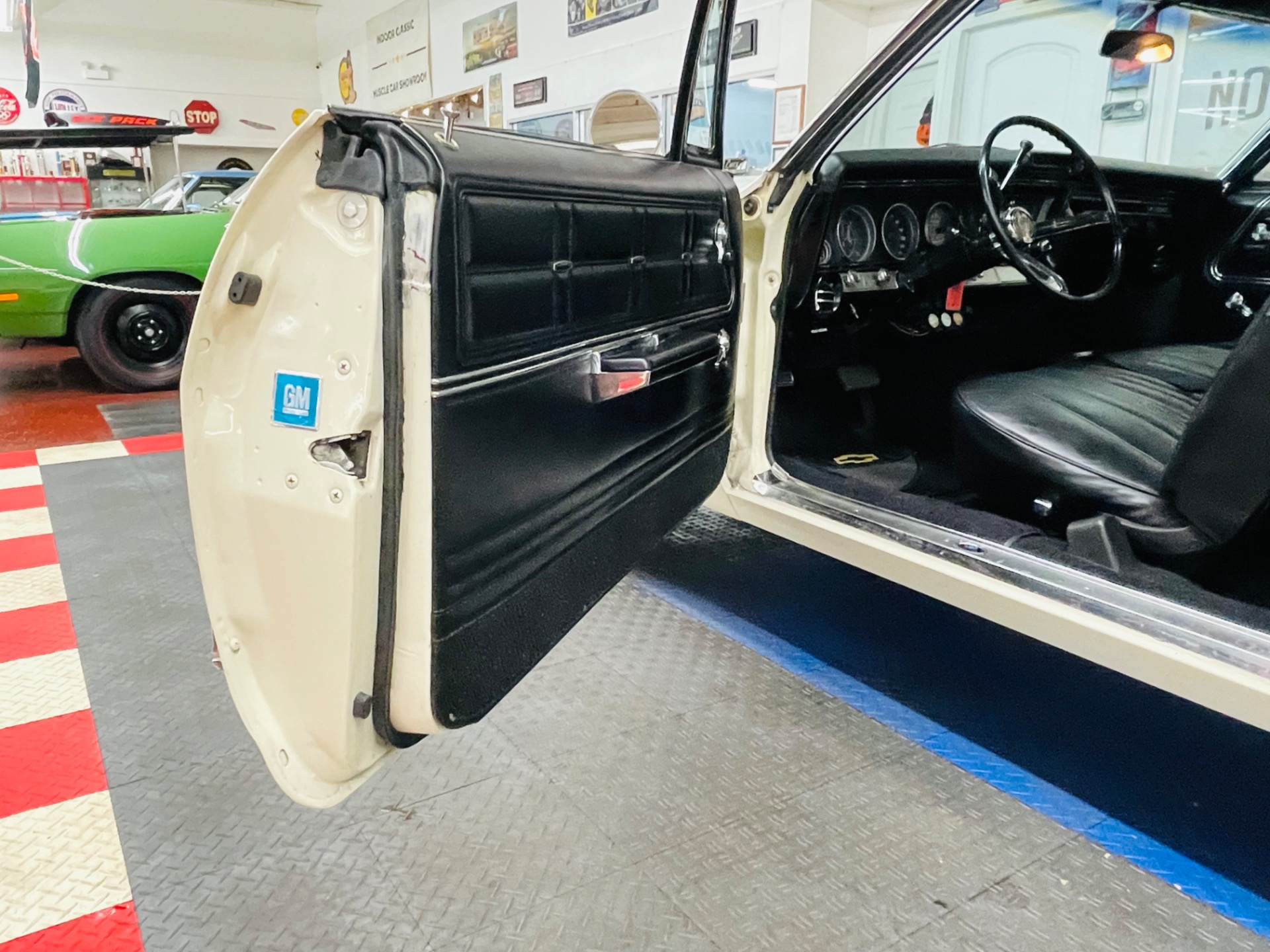 Used 1967 Chevrolet Impala - 427 ENGINE - QUALITY RESTORATION - SEE VIDEO | Mundelein, IL