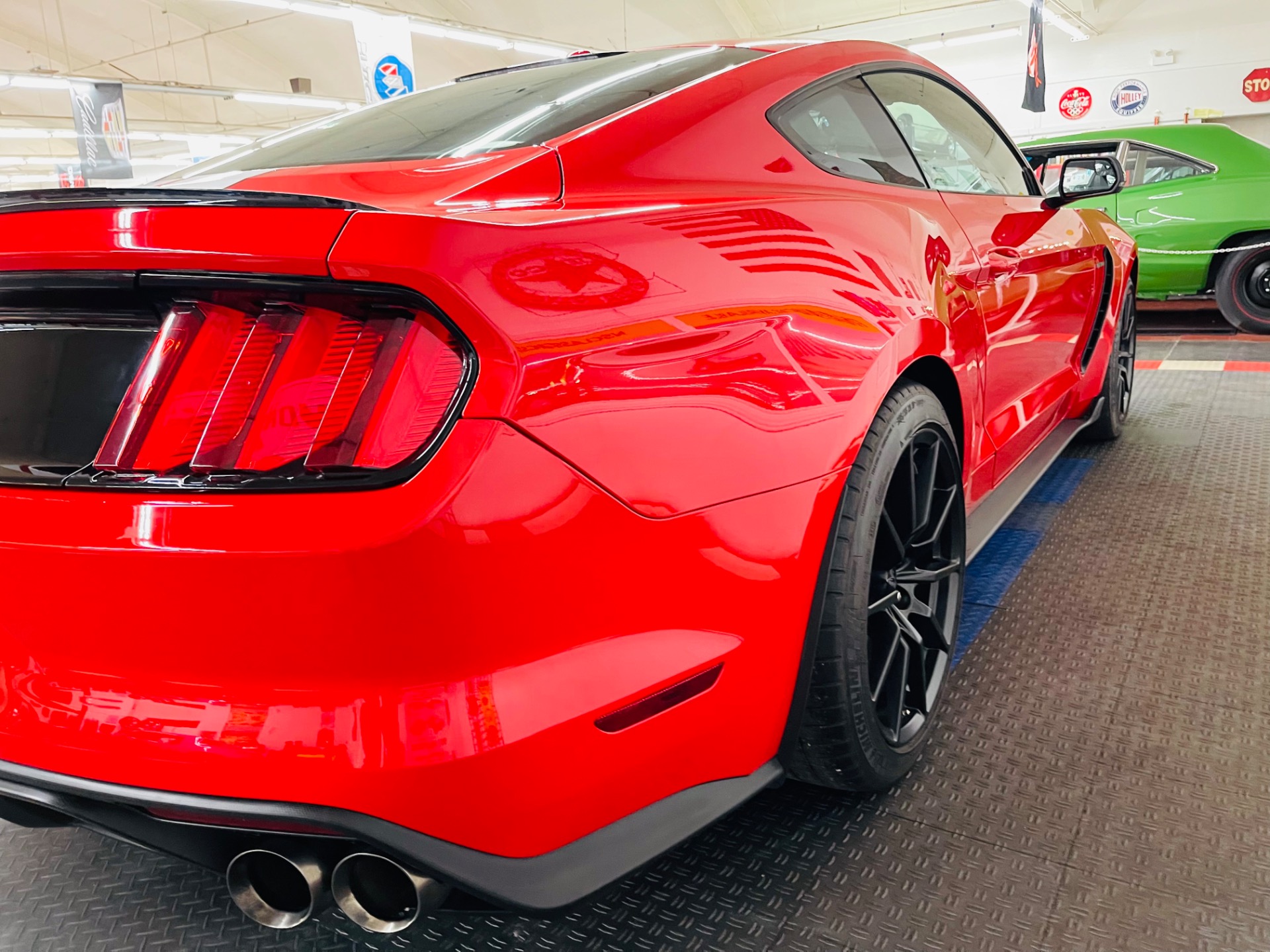 2016 Ford Mustang 31