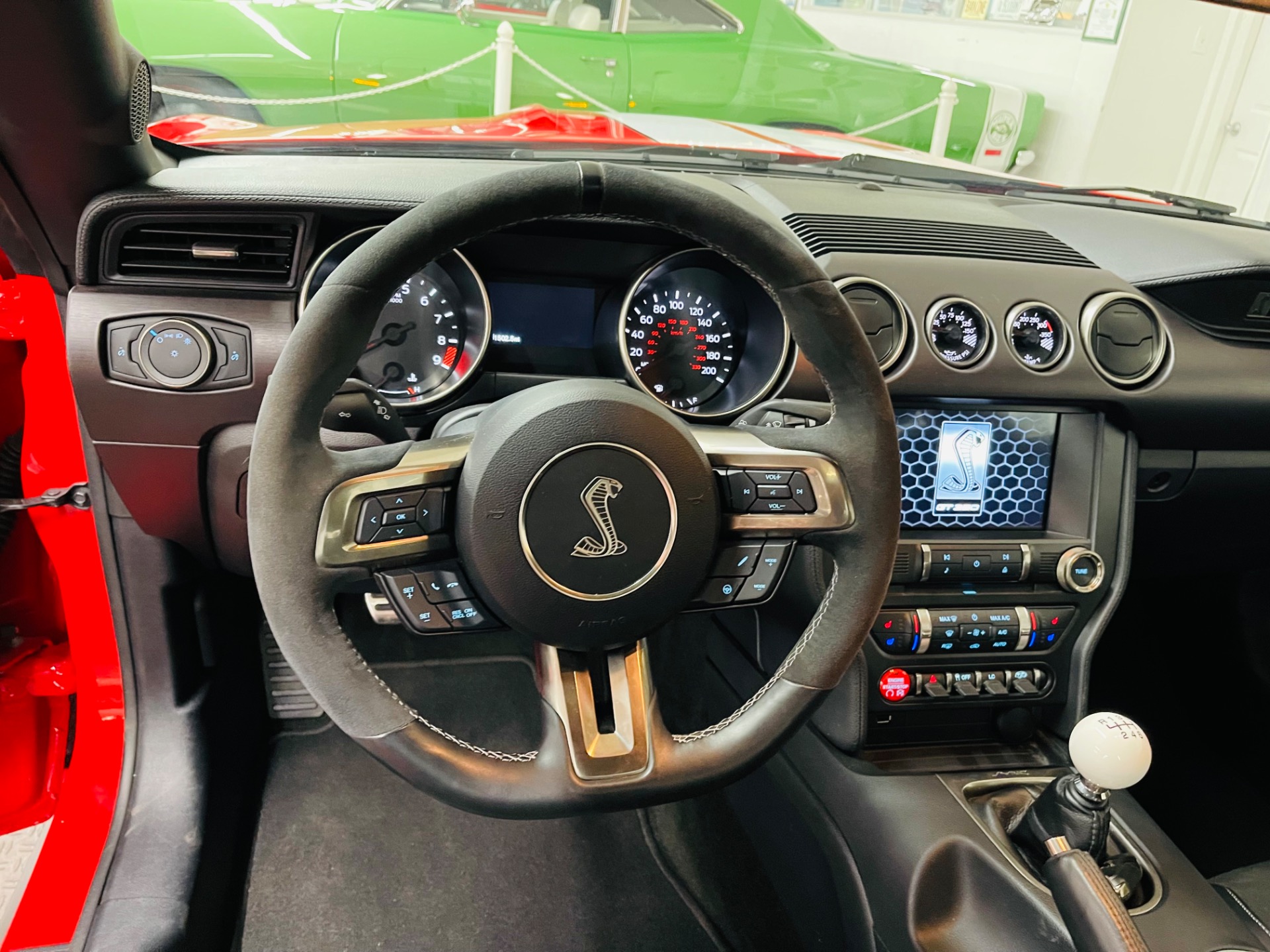 2016 Ford Mustang 35