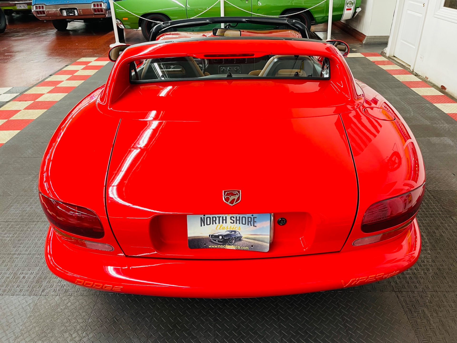 1995 Dodge Viper 13