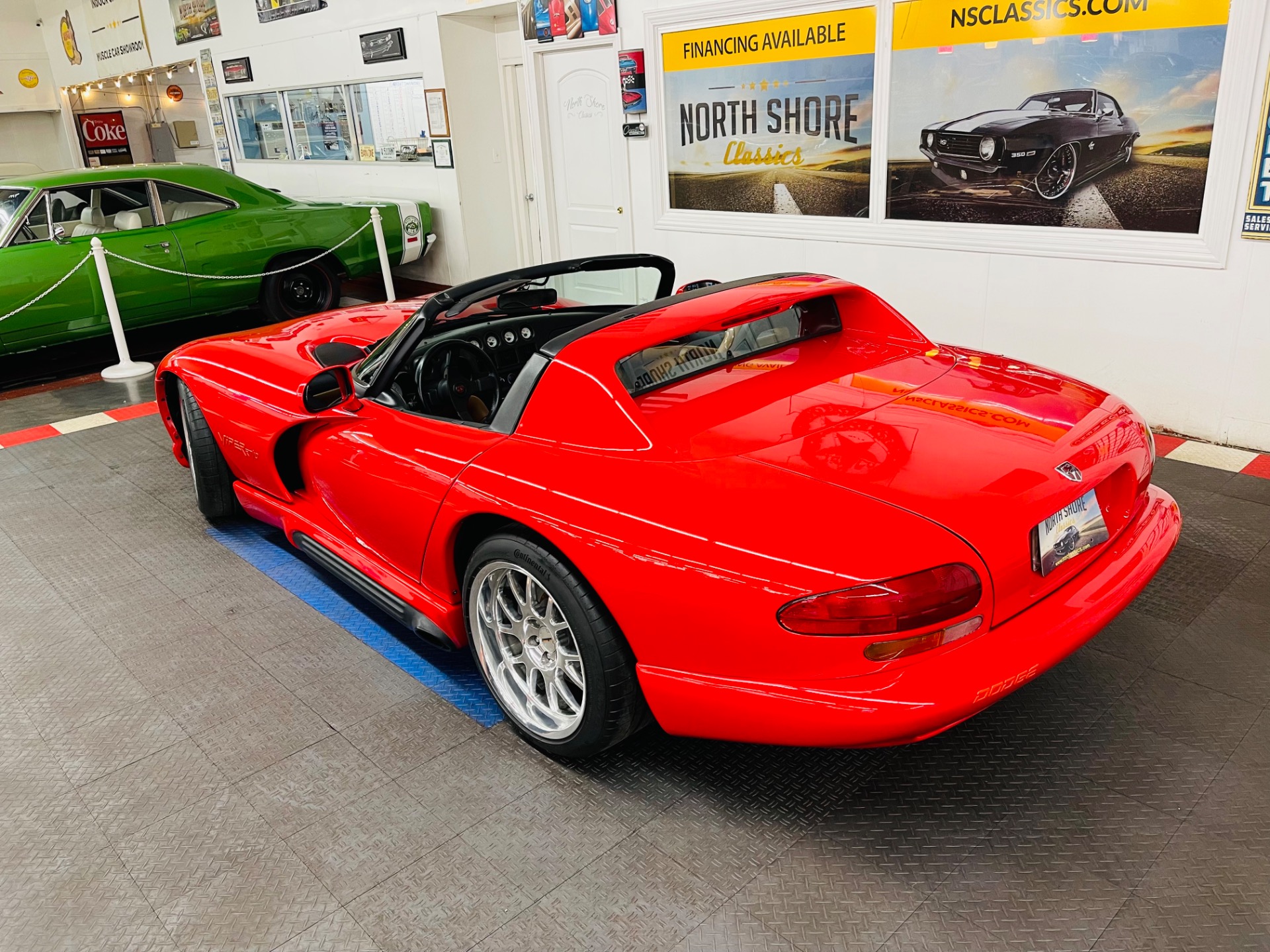 1995 Dodge Viper 25