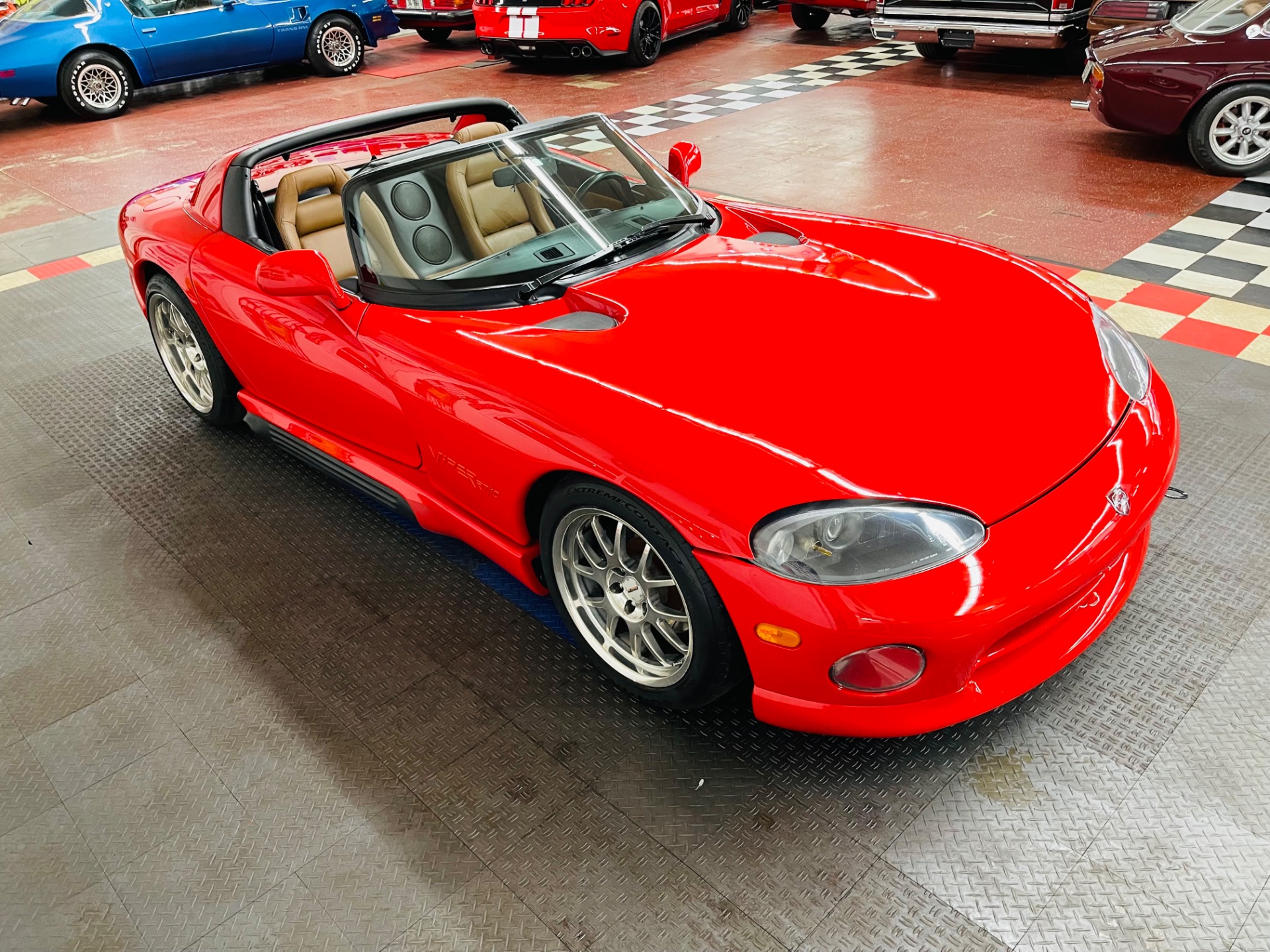 1995 Dodge Viper 56