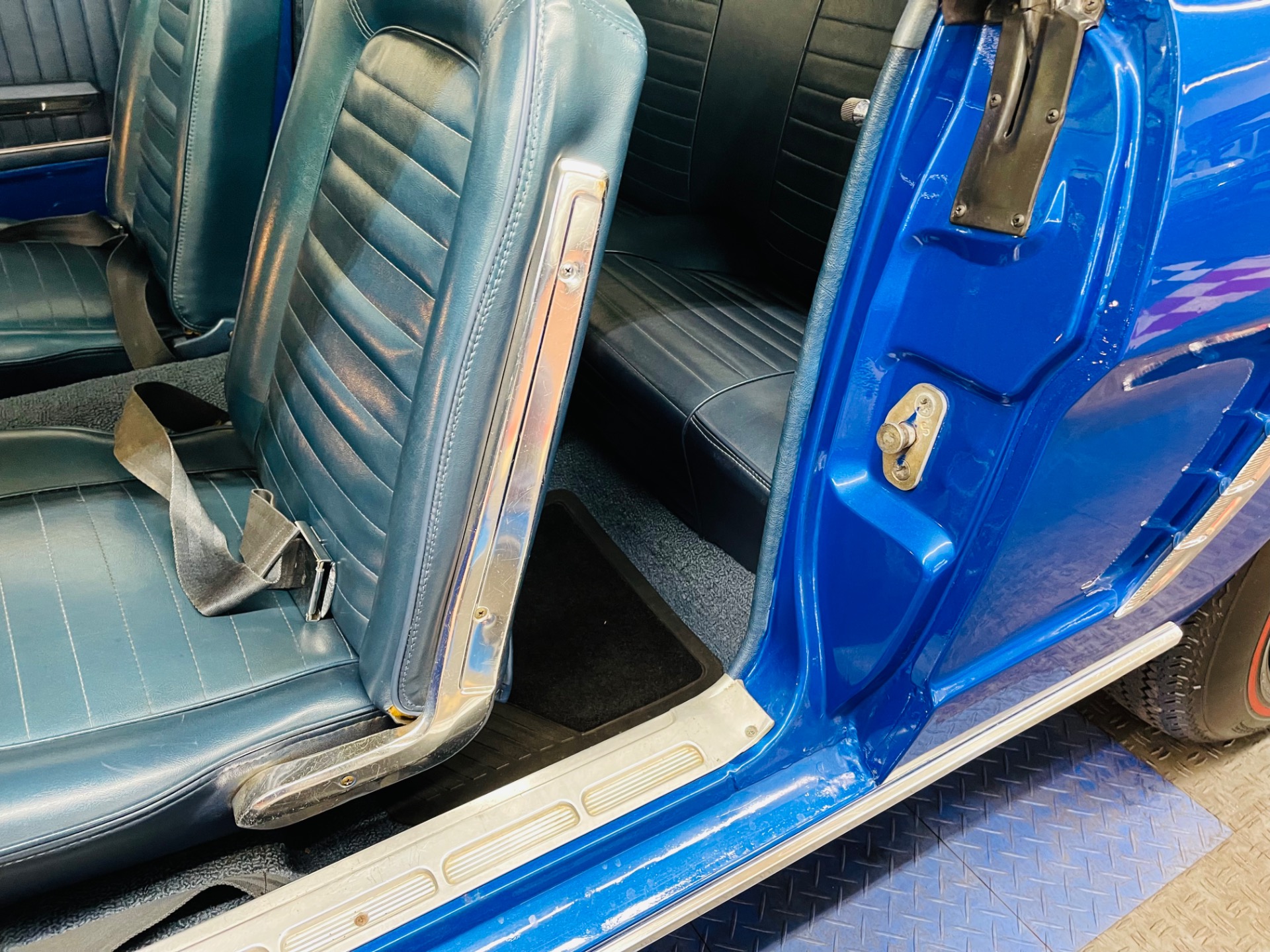 Used 1965 Ford Mustang - 260 V8 ENGINE - AUTO TRANS - SEE VIDEO | Mundelein, IL