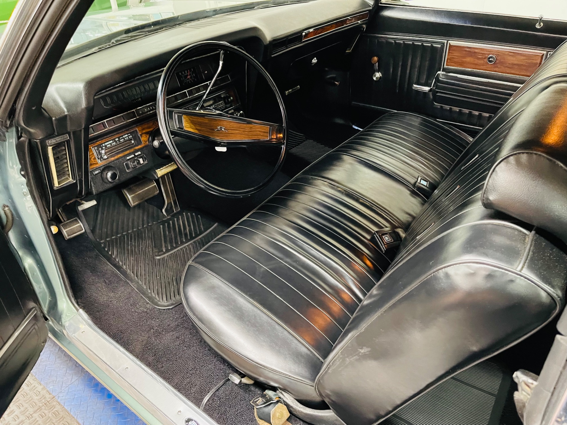 Used 1969 Chevrolet Impala - VERY CLEAN SOUTHERN CLASSIC - SEE VIDEO | Mundelein, IL