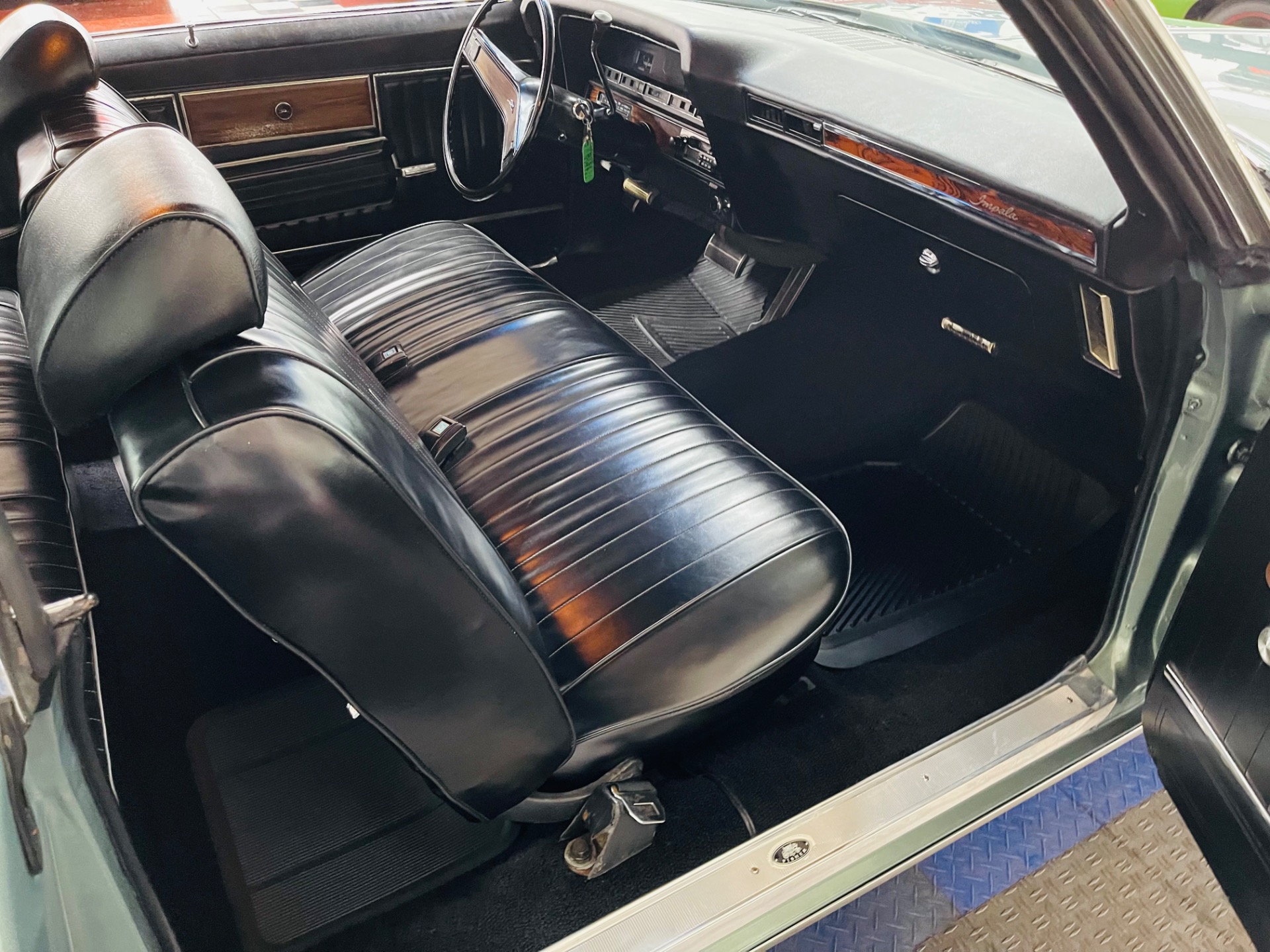 Used 1969 Chevrolet Impala - VERY CLEAN SOUTHERN CLASSIC - SEE VIDEO | Mundelein, IL