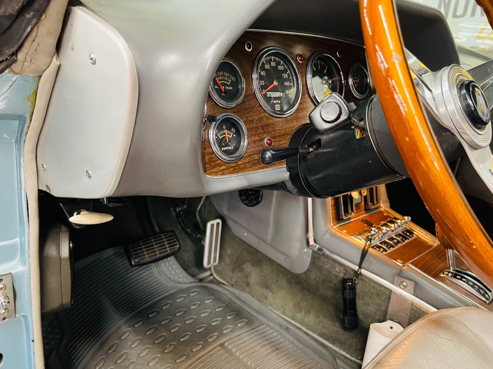 Used 1973 Avanti II - TPI V8 ENGINE - 700R4 TRANS - DRIVES EXCELLENT -SEE VIDEO | Mundelein, IL