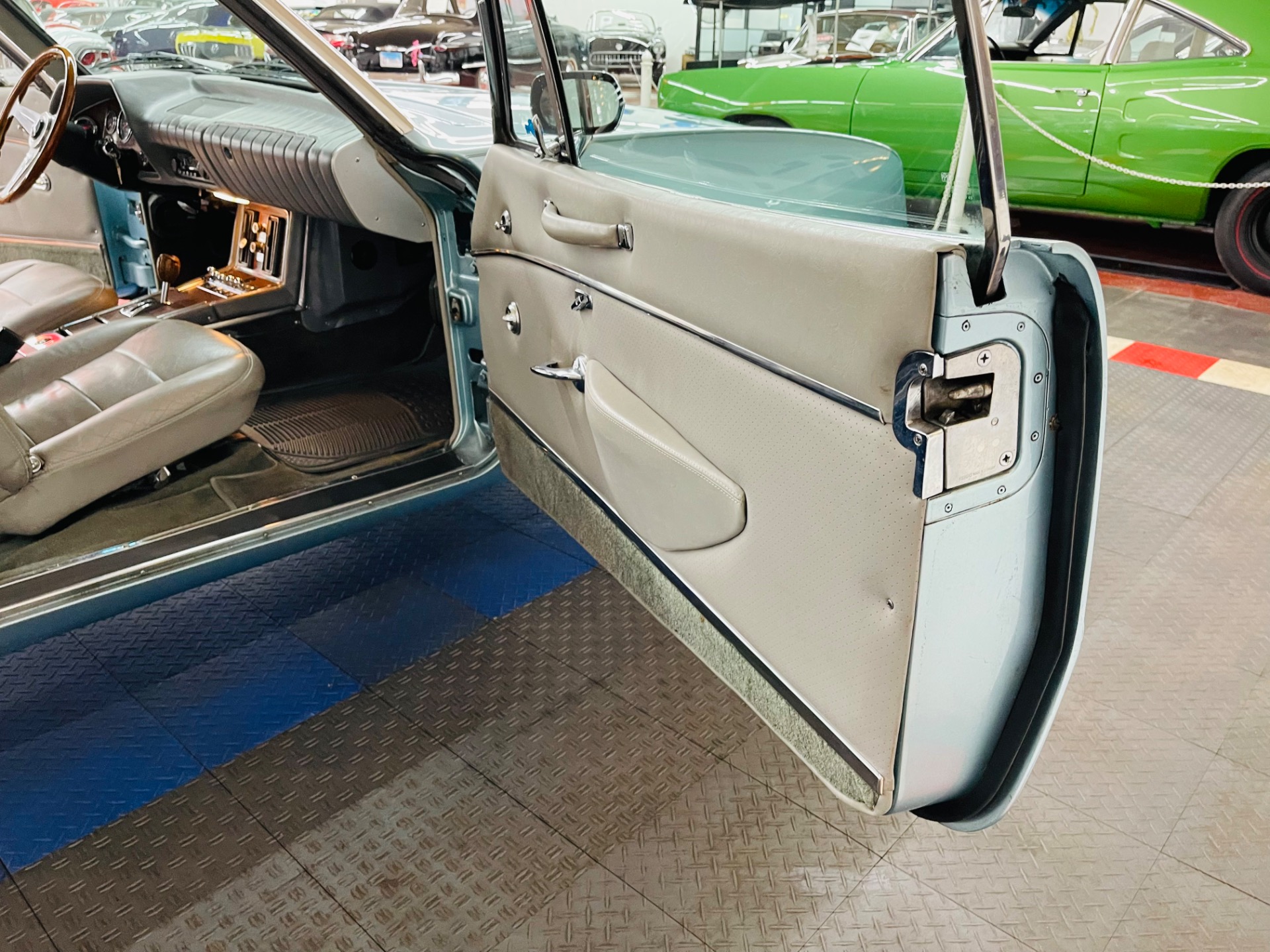 Used 1973 Avanti II - TPI V8 ENGINE - 700R4 TRANS - DRIVES EXCELLENT -SEE VIDEO | Mundelein, IL